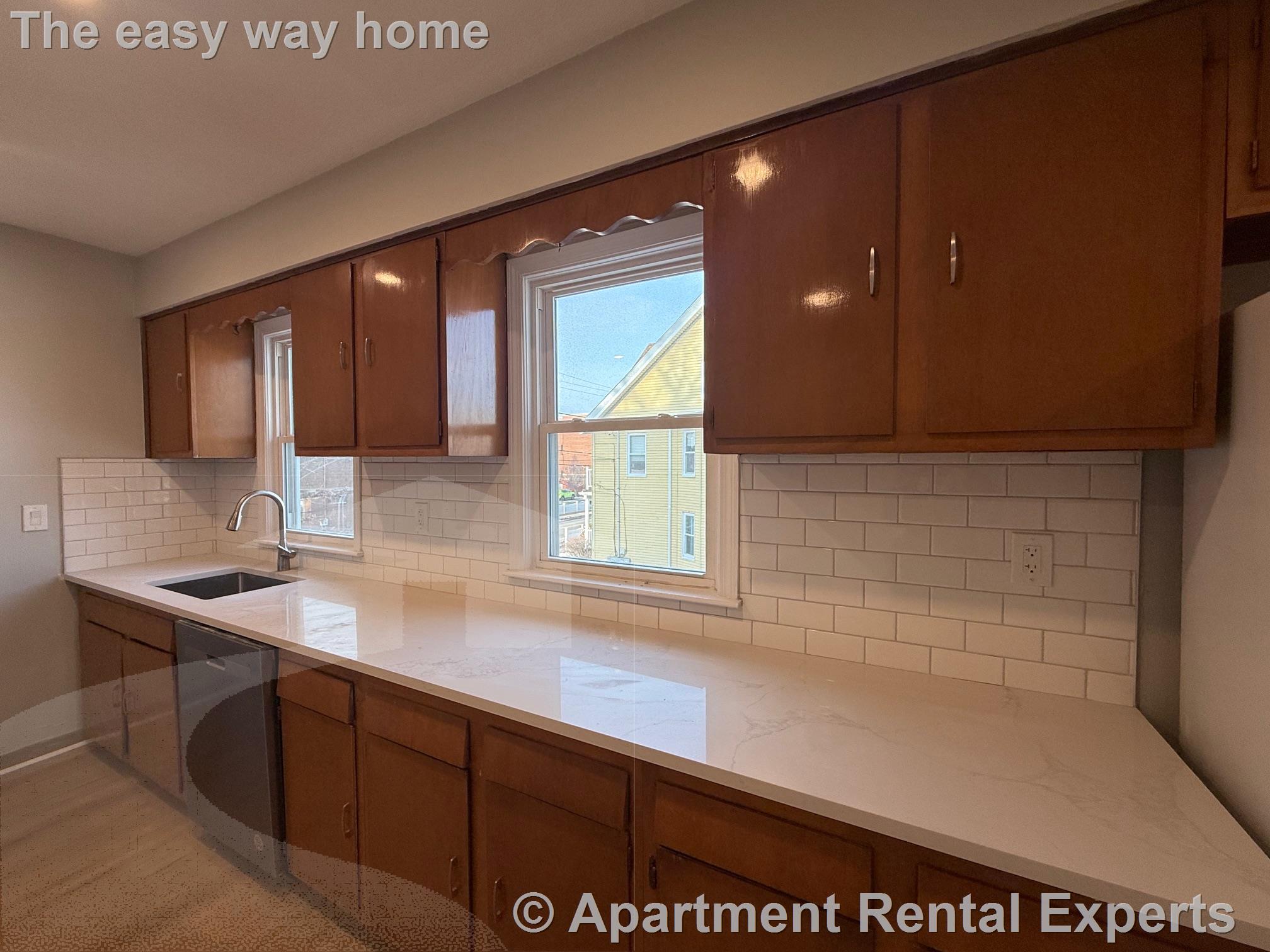 246 Harvard St, Powderhouse