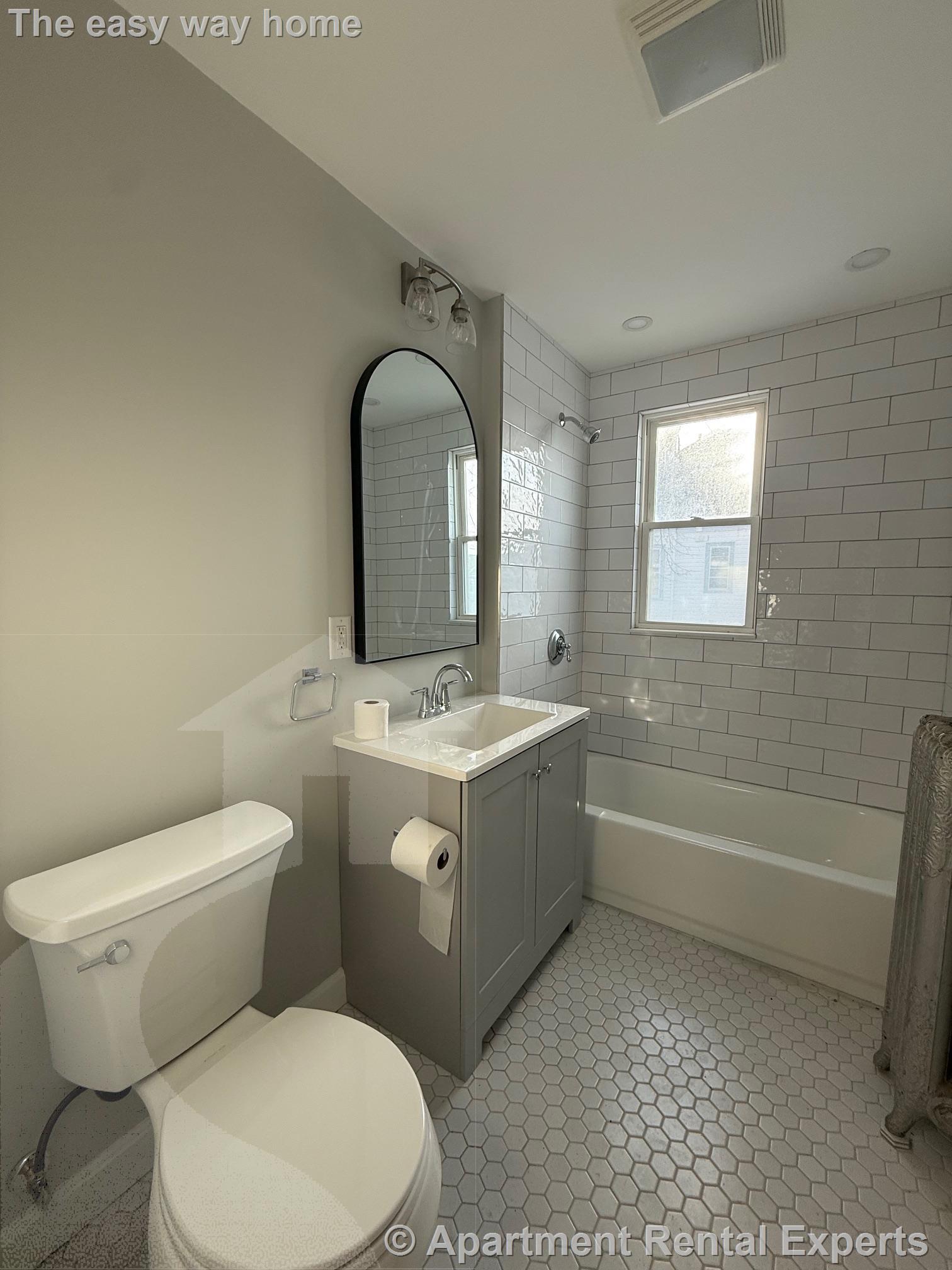 246 Harvard St, Powderhouse