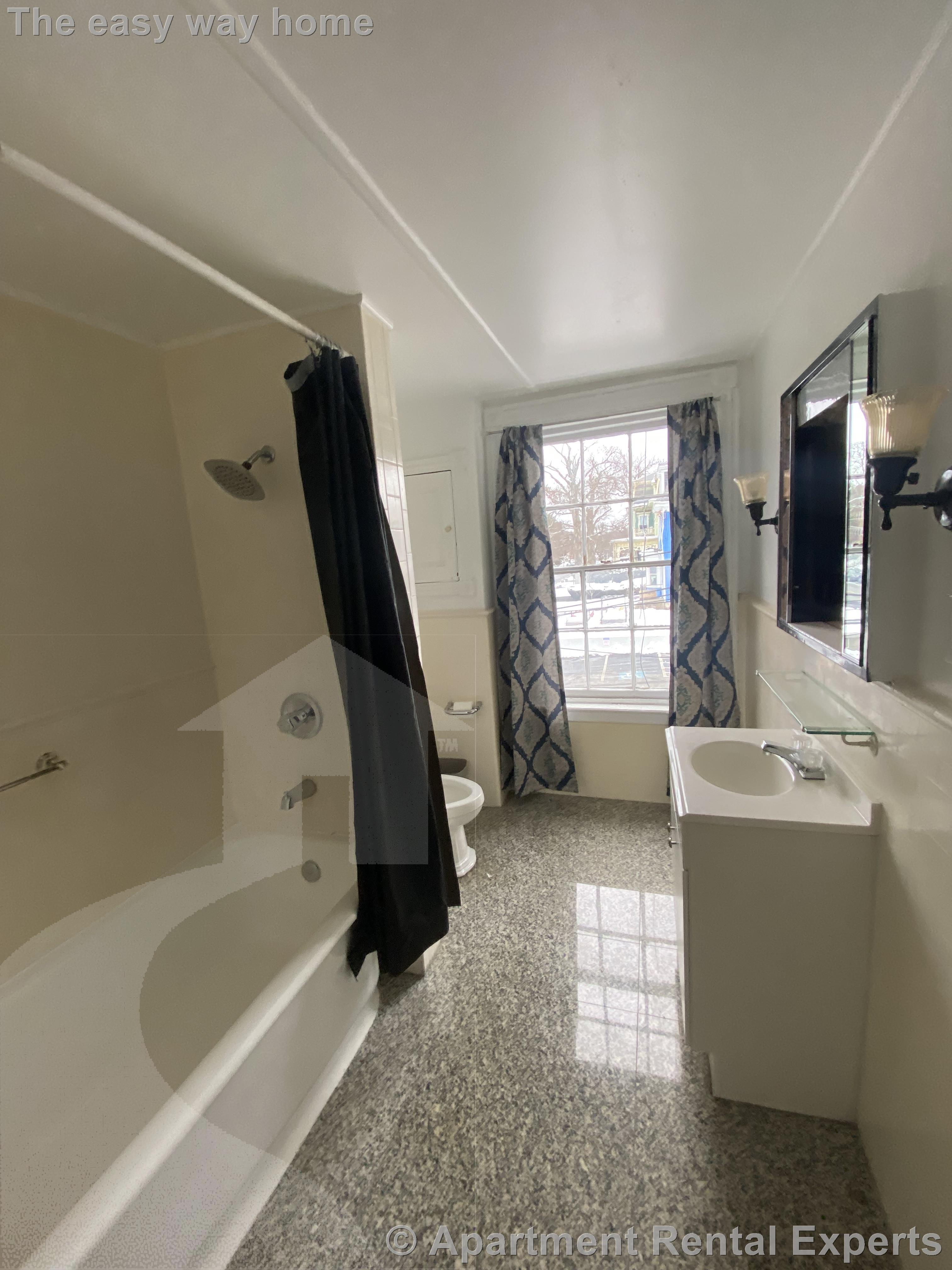 23 Forest St, Medford Square