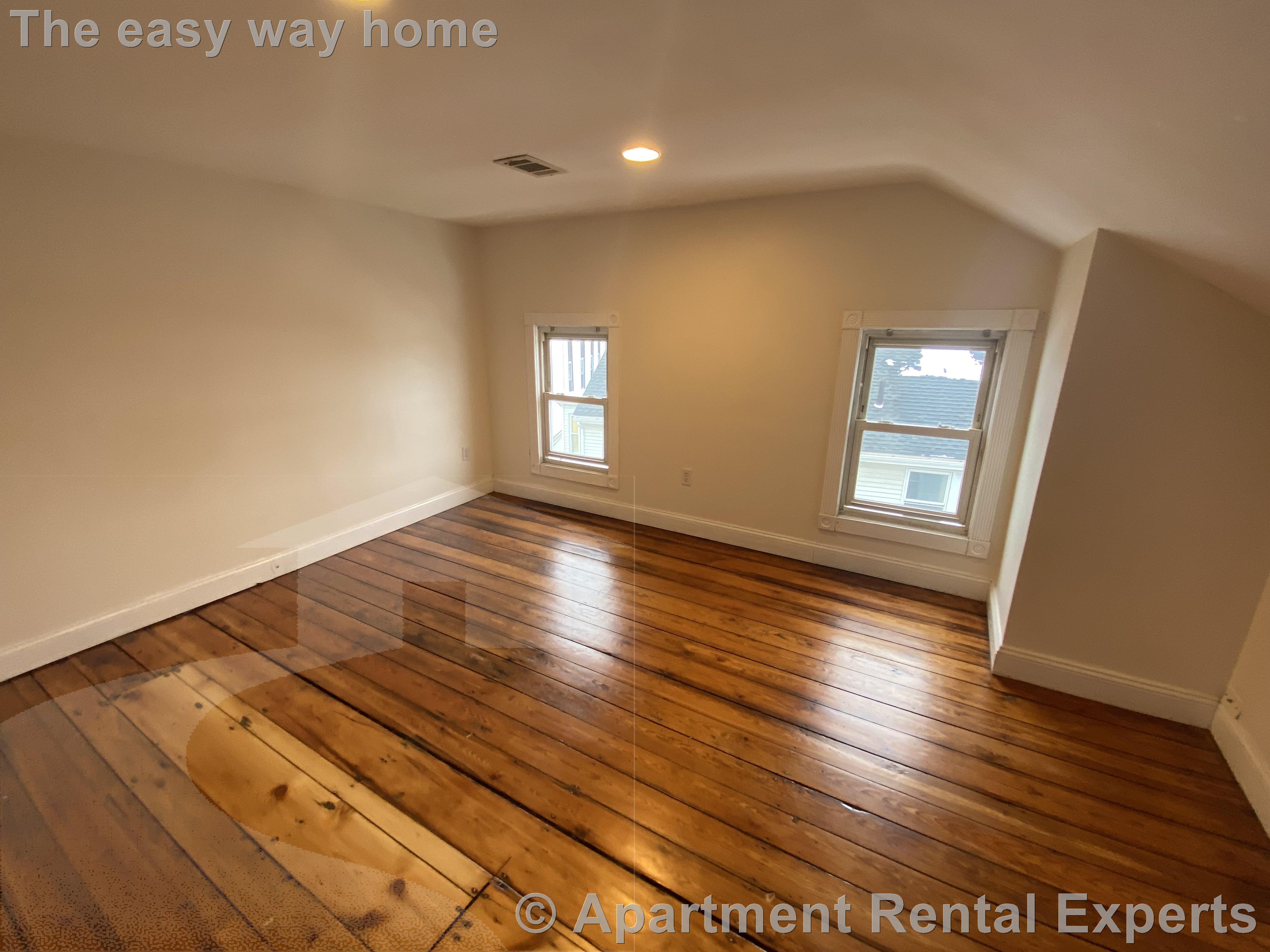 23 Forest St, Medford Square