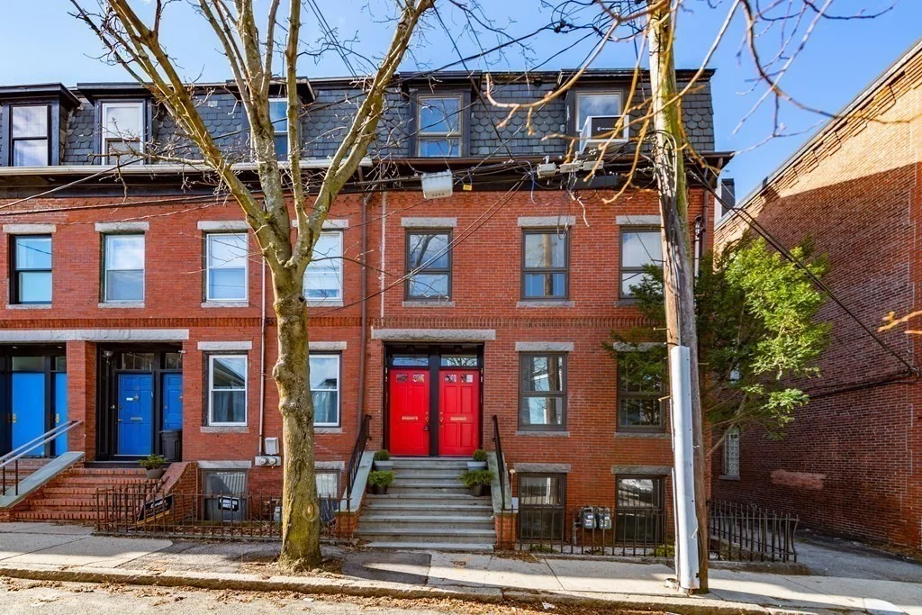 72 Fairmont St, Cambridgeport