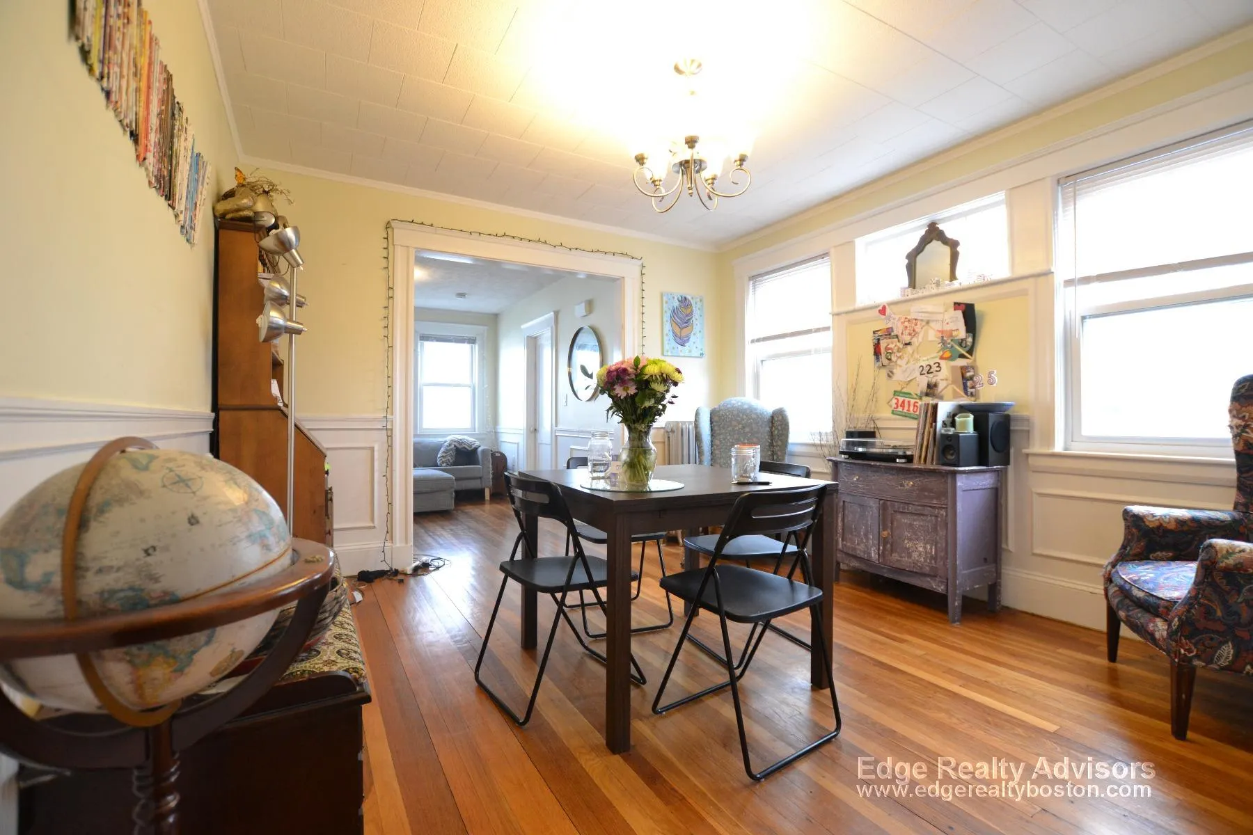 122 Bennett St, Oak Square