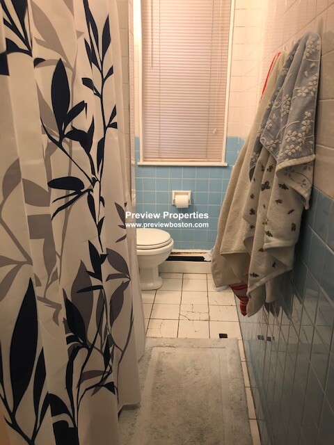 11 Aberdeen St, Fenway