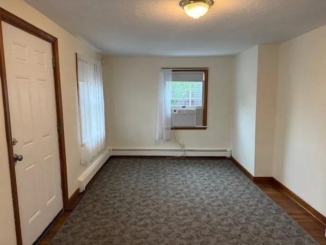 294 Pond St, Braintree