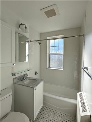 22 Chauncy St, Neighborhood Nine