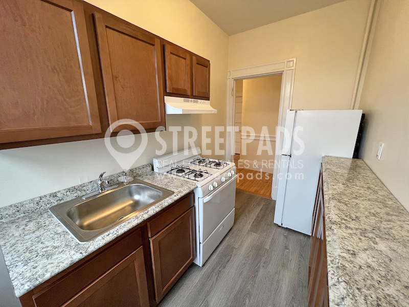 2 Ware St, Mid-Cambridge