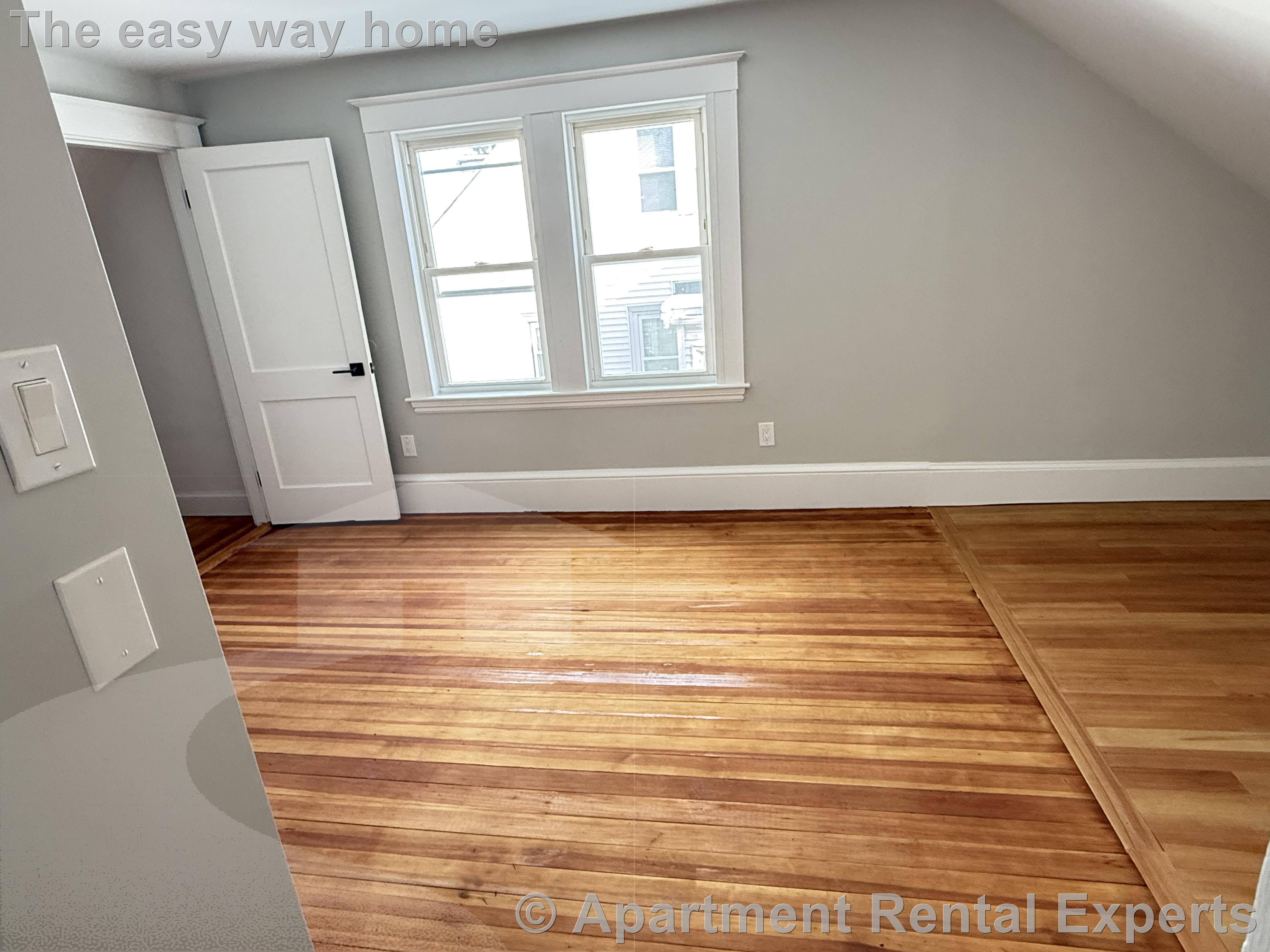 7 Dickson St, Teele Square