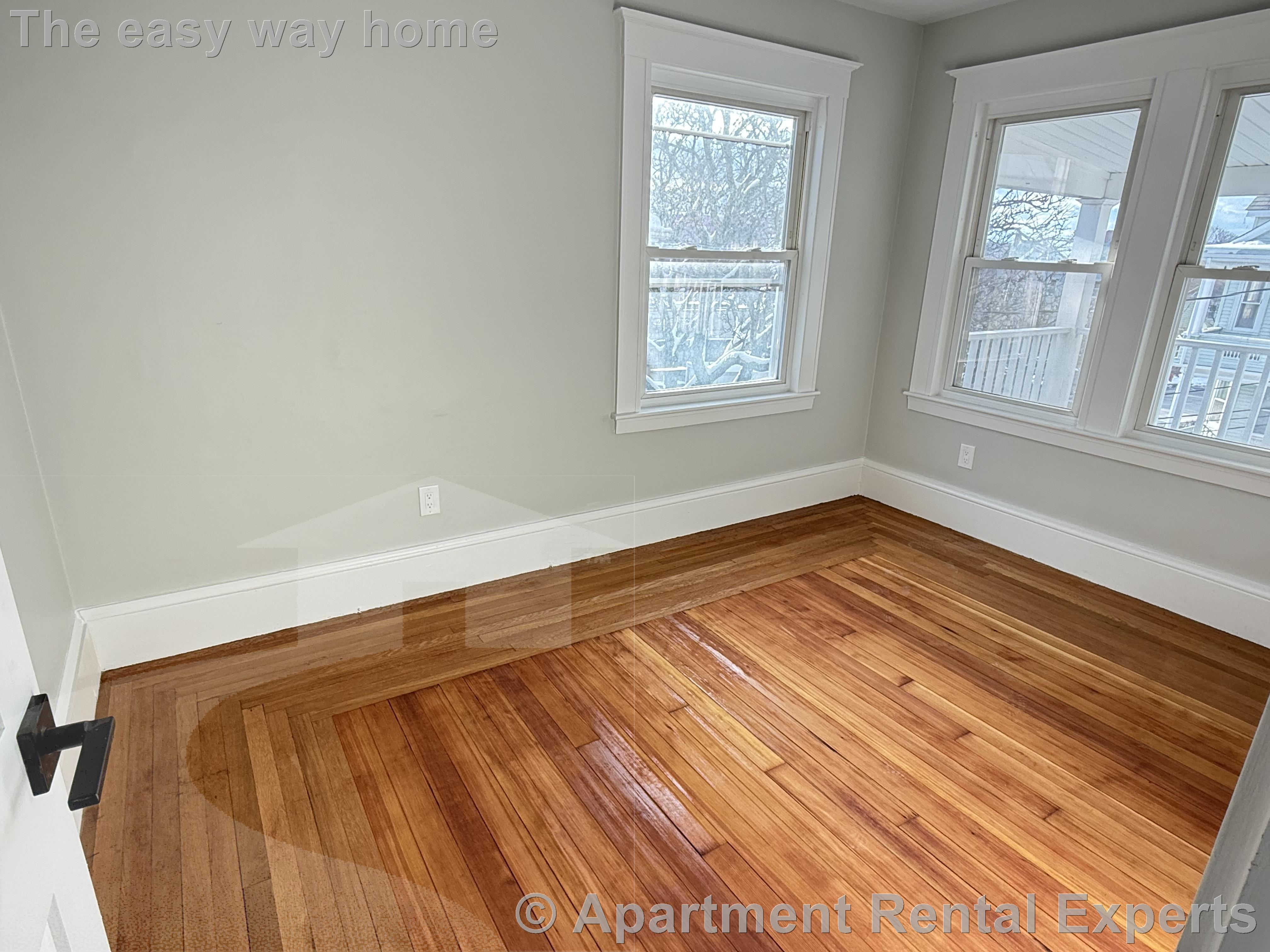 7 Dickson St, Teele Square