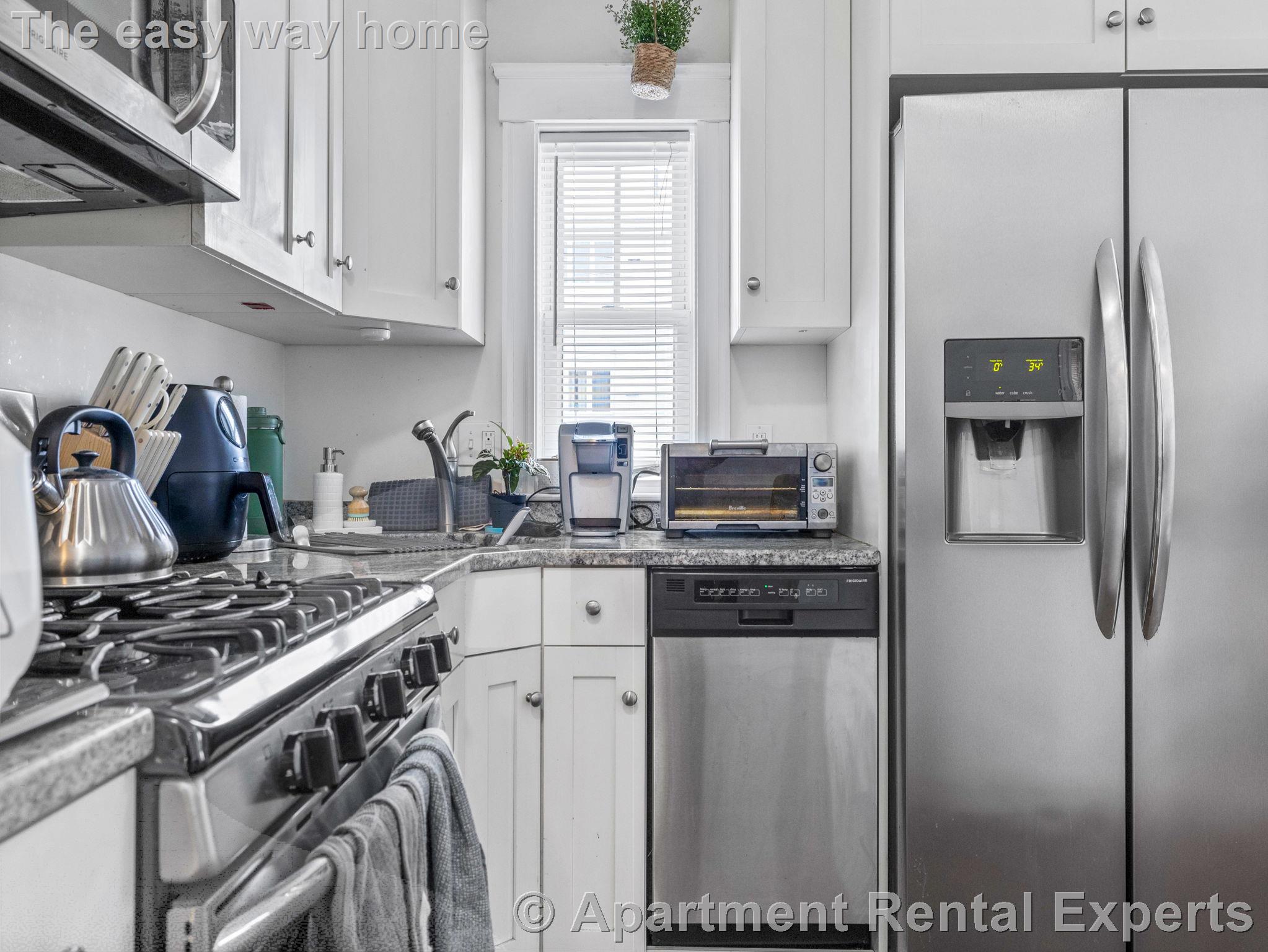 80 Bowdoin St, Tufts