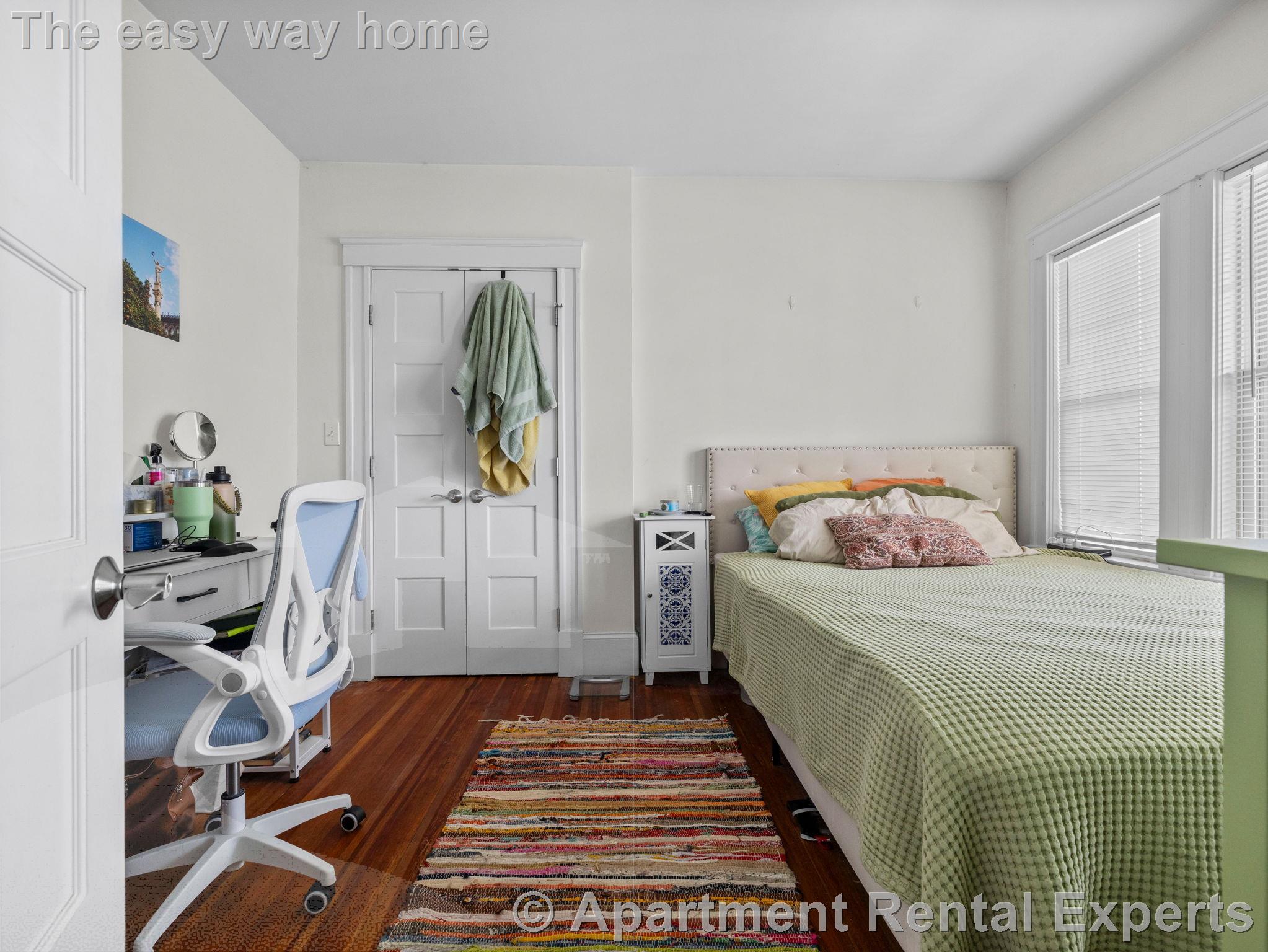 80 Bowdoin St, Tufts