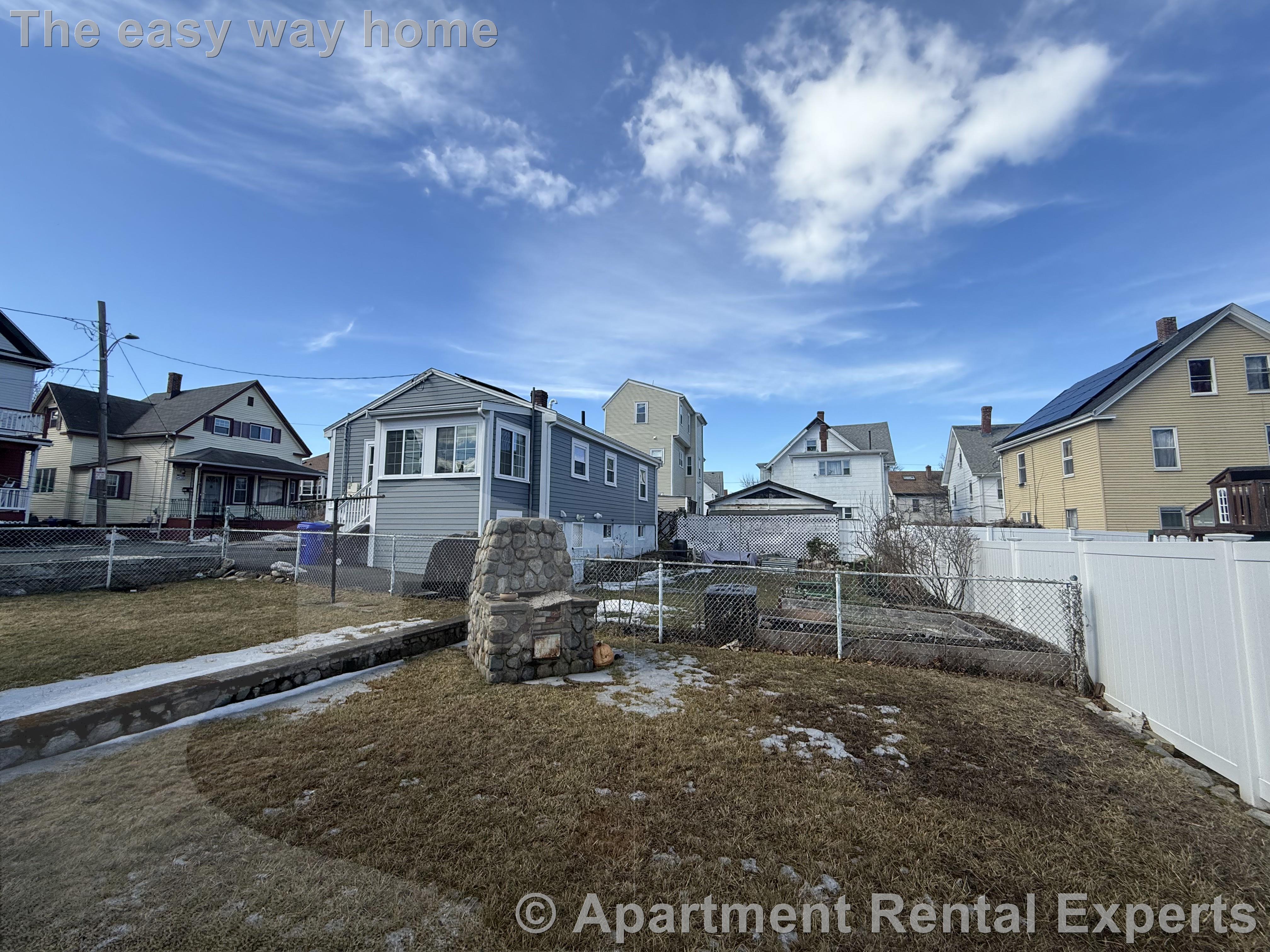 21 Ashland St, Malden Center