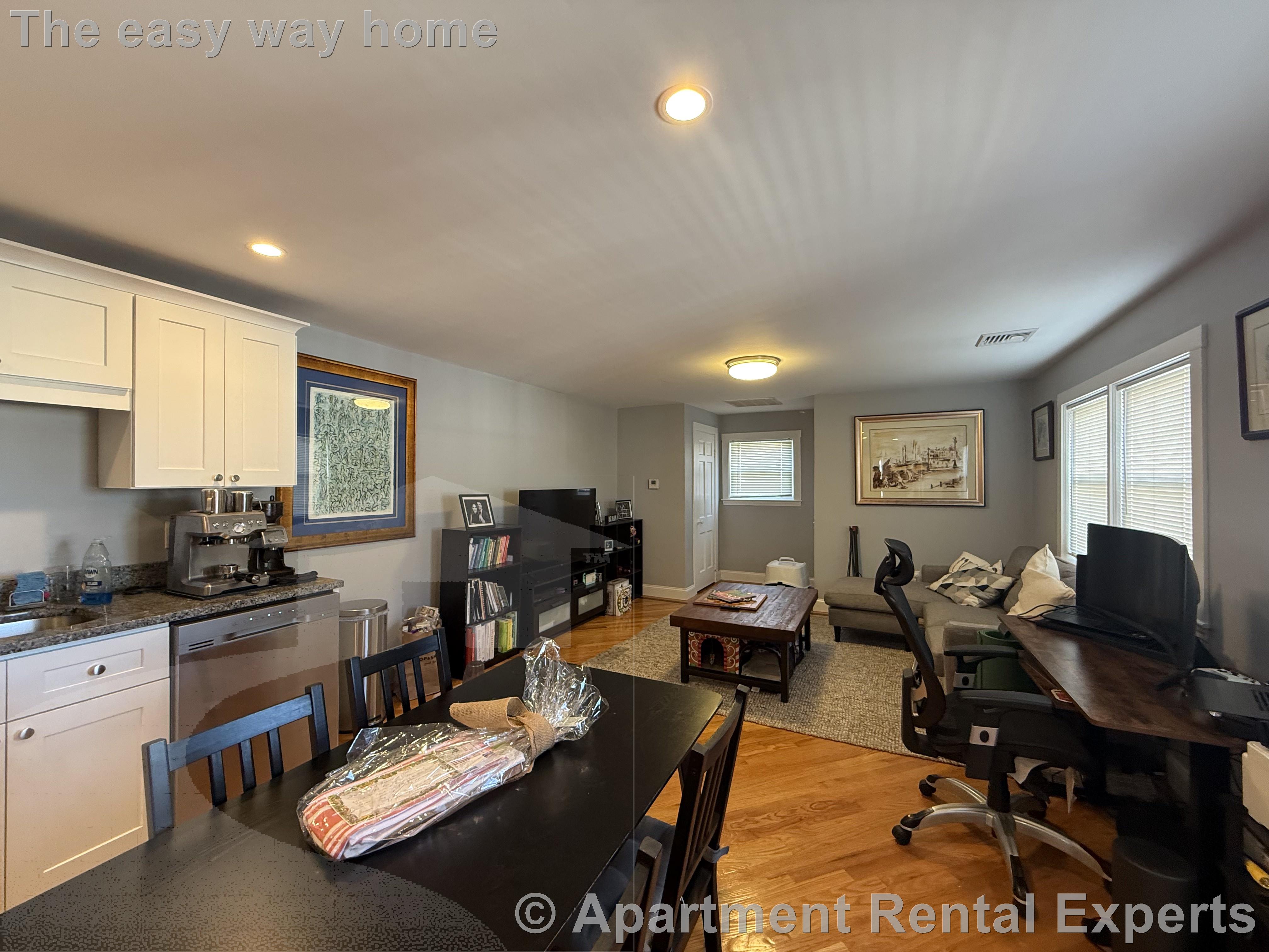 21 Ashland St, Malden Center