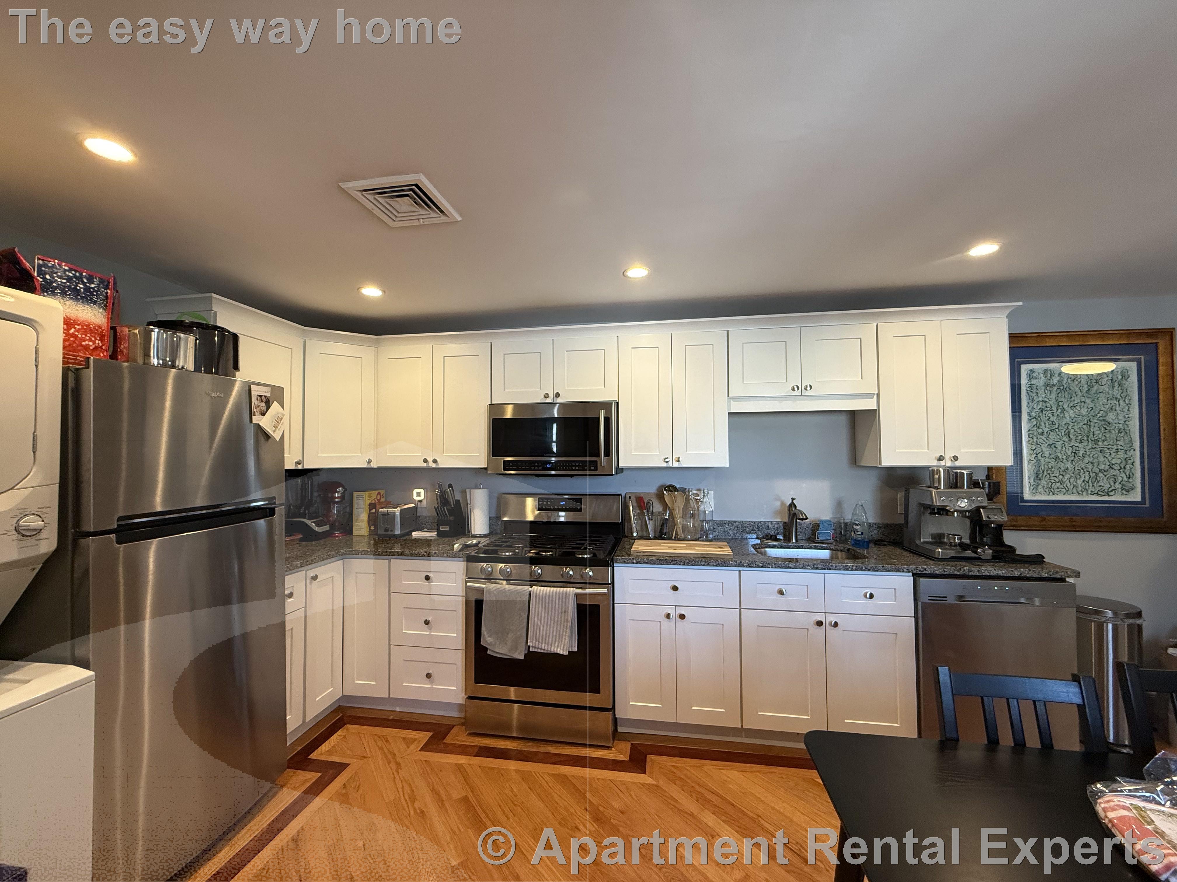 21 Ashland St, Malden Center