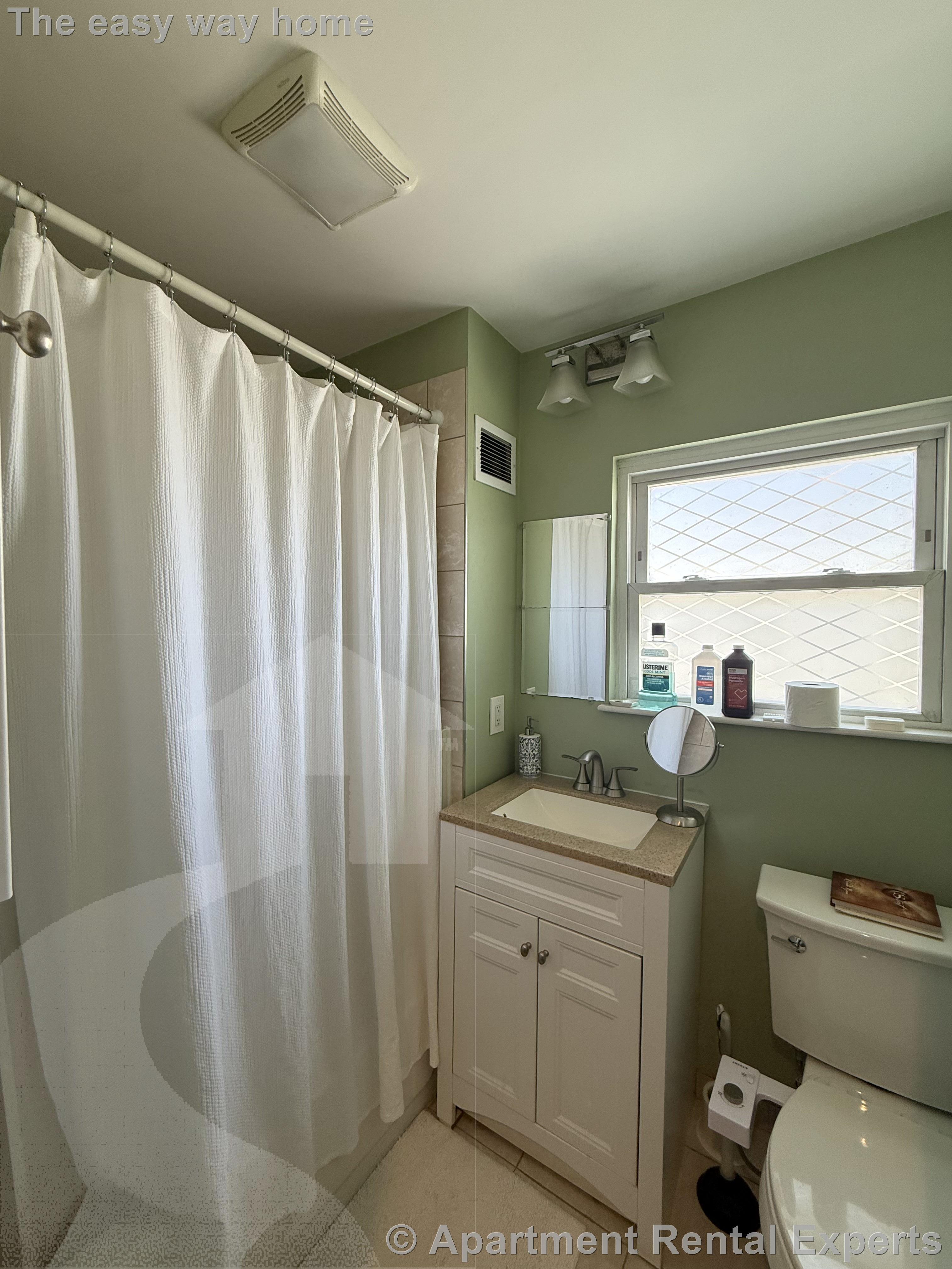 21 Ashland St, Malden Center