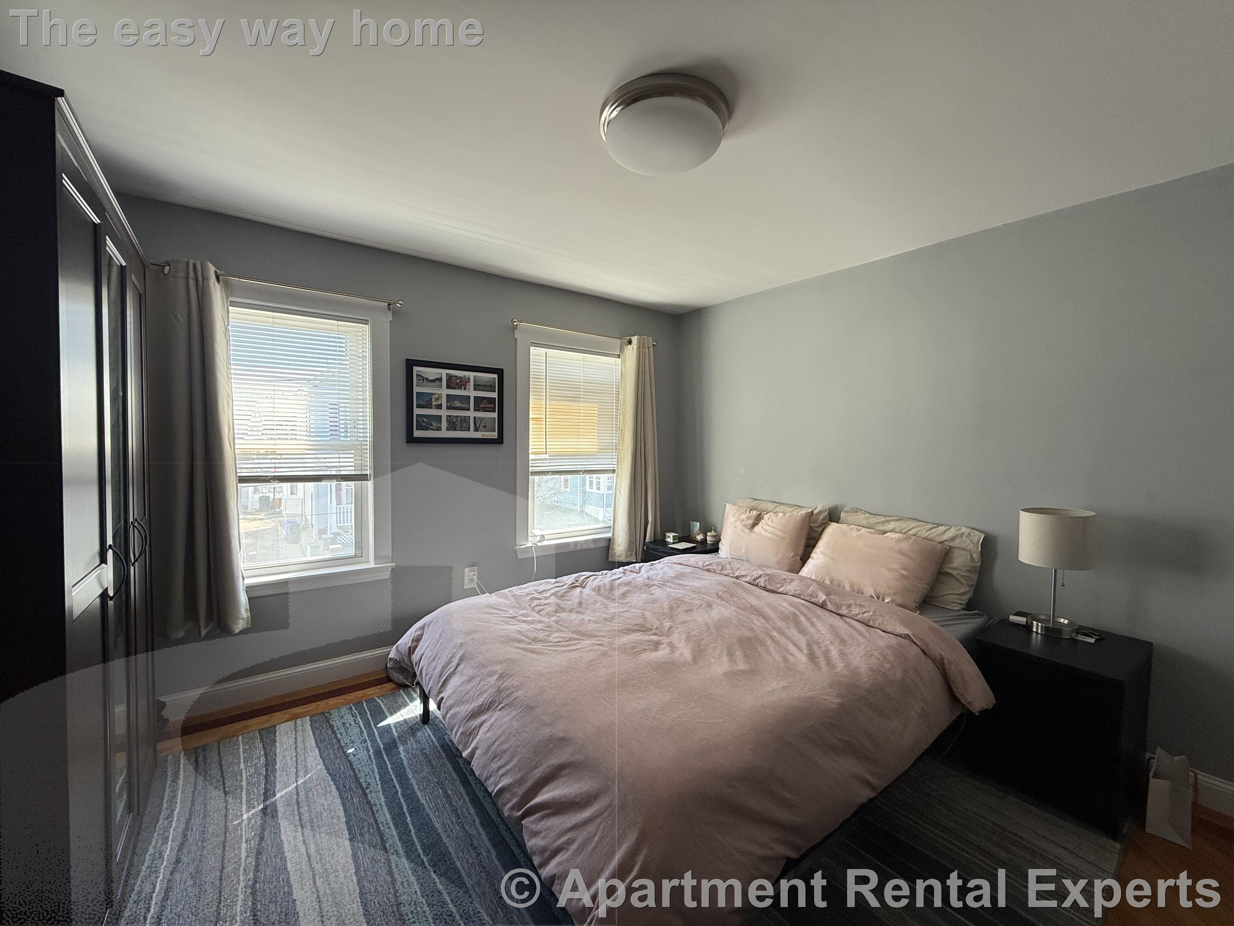 21 Ashland St, Malden Center