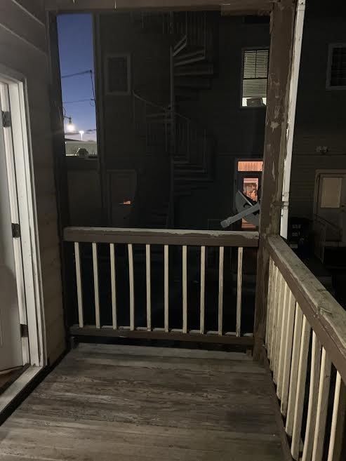 16 Leeds St, South Boston