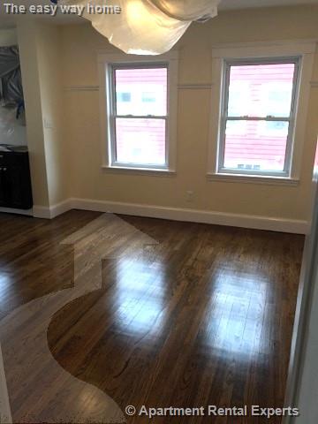 119 Burget Ave, Tufts