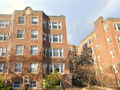 11 Linnaean St, Neighborhood Nine