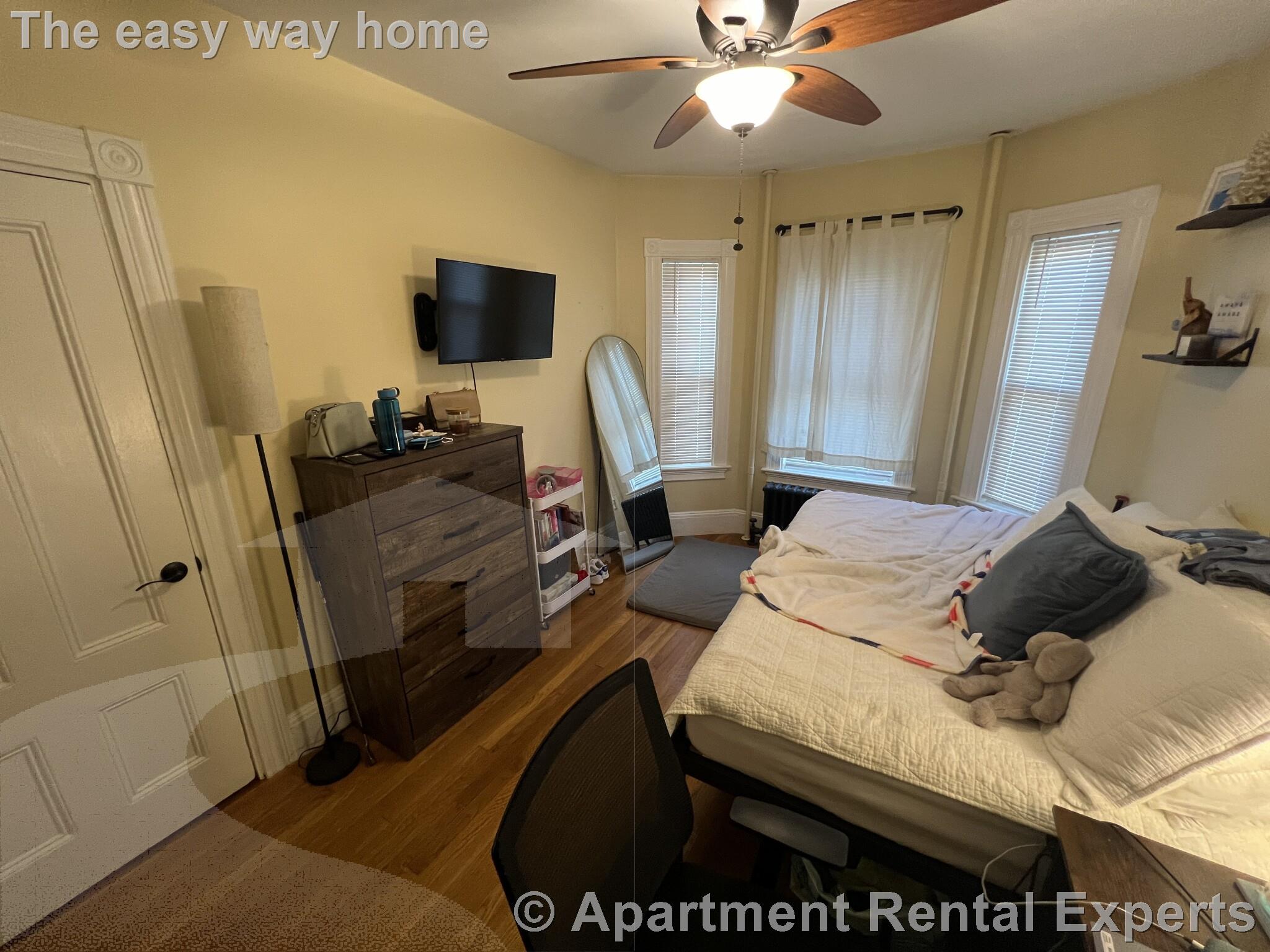 48 Gorham St, Davis Square