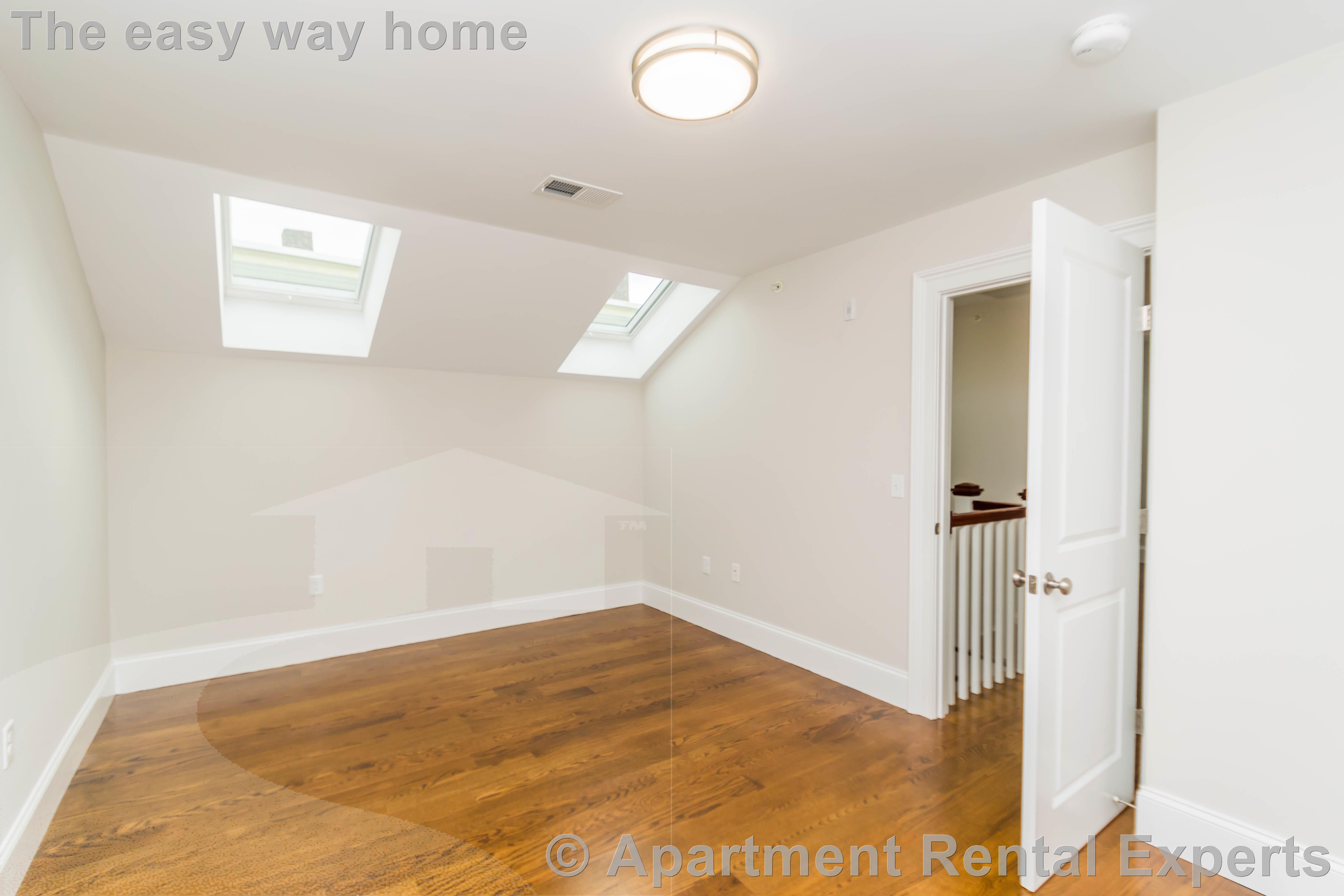 126 Columbia St, Central Square