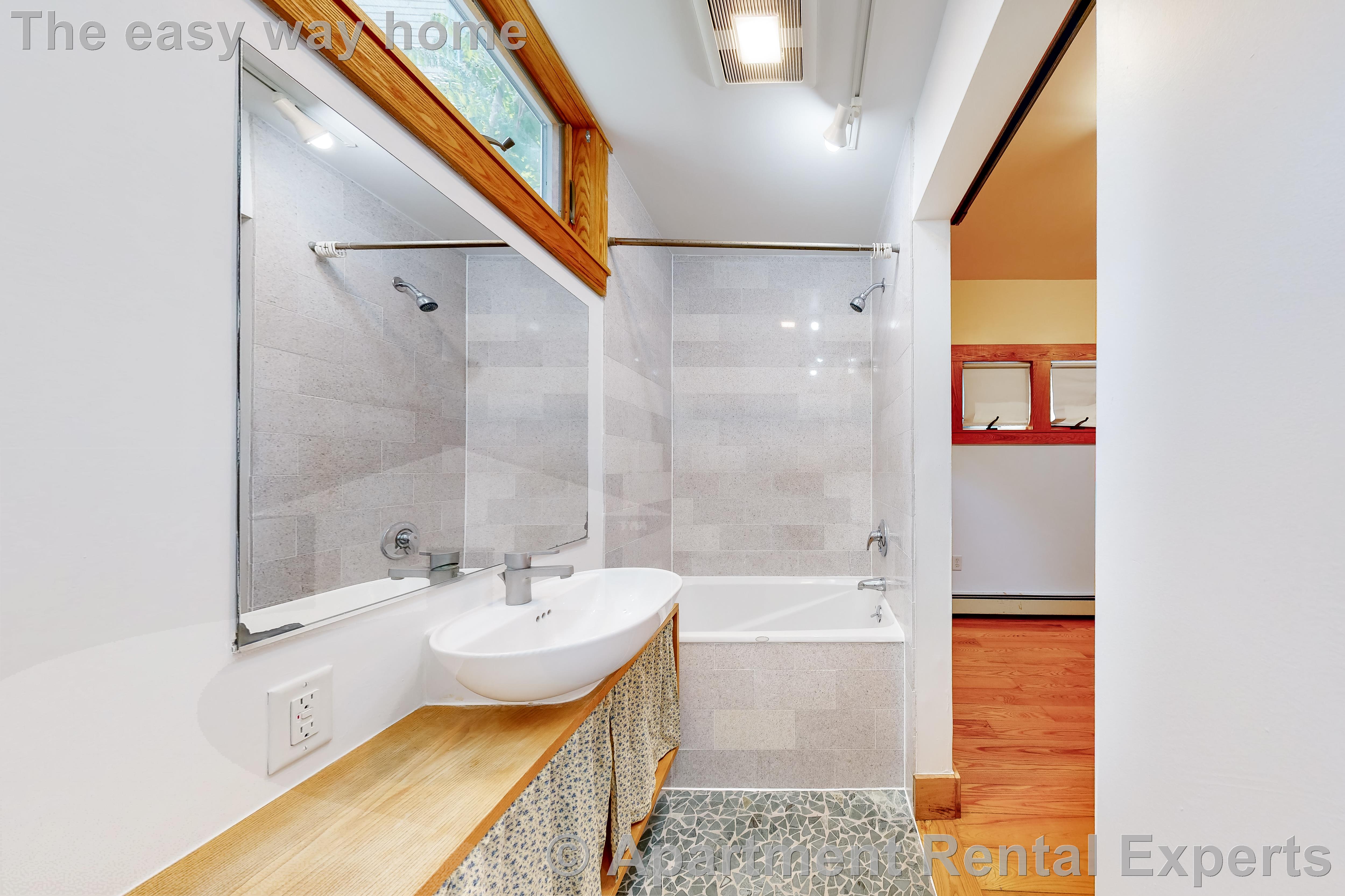 178 Columbia St, Central Square