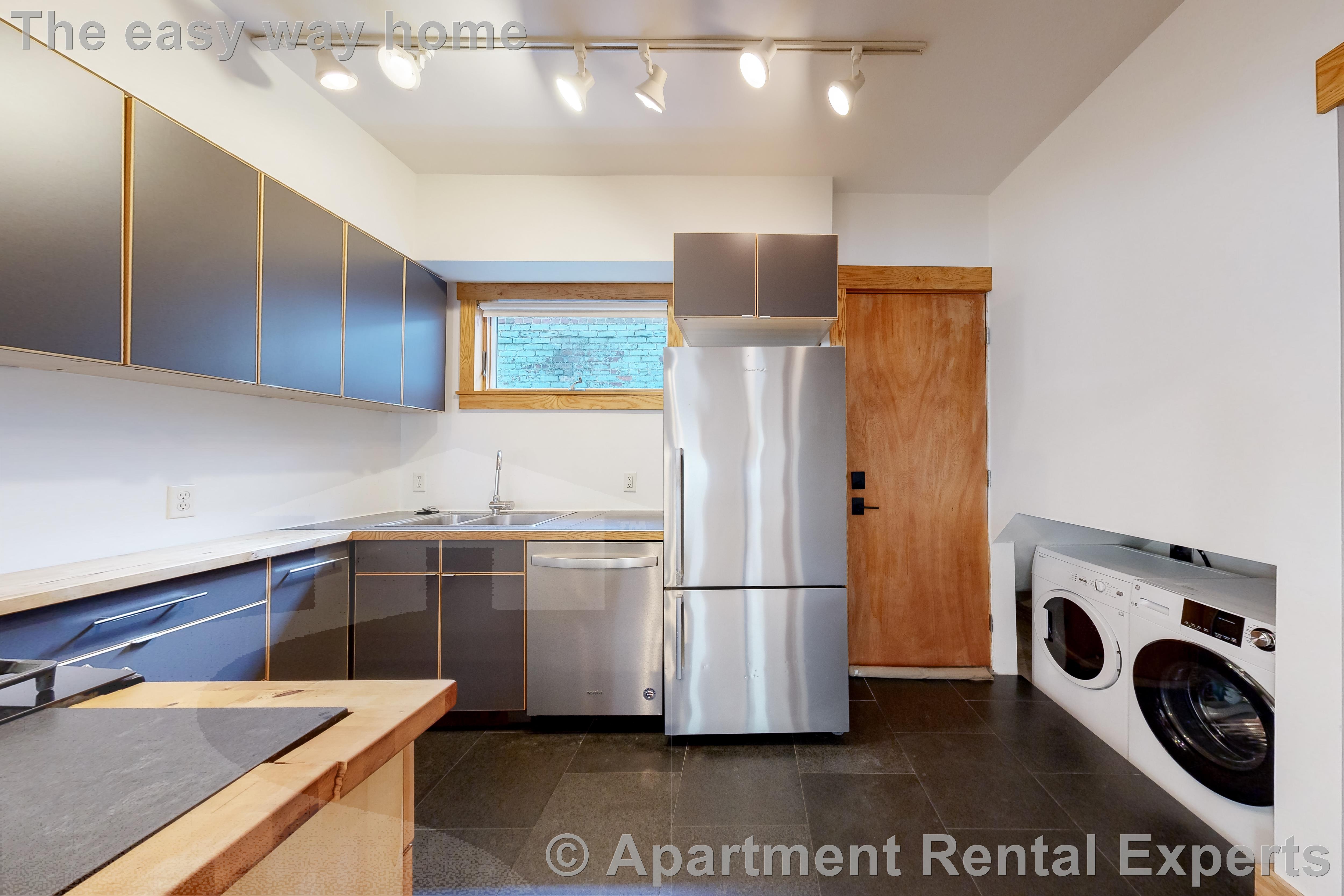 178 Columbia St, Central Square