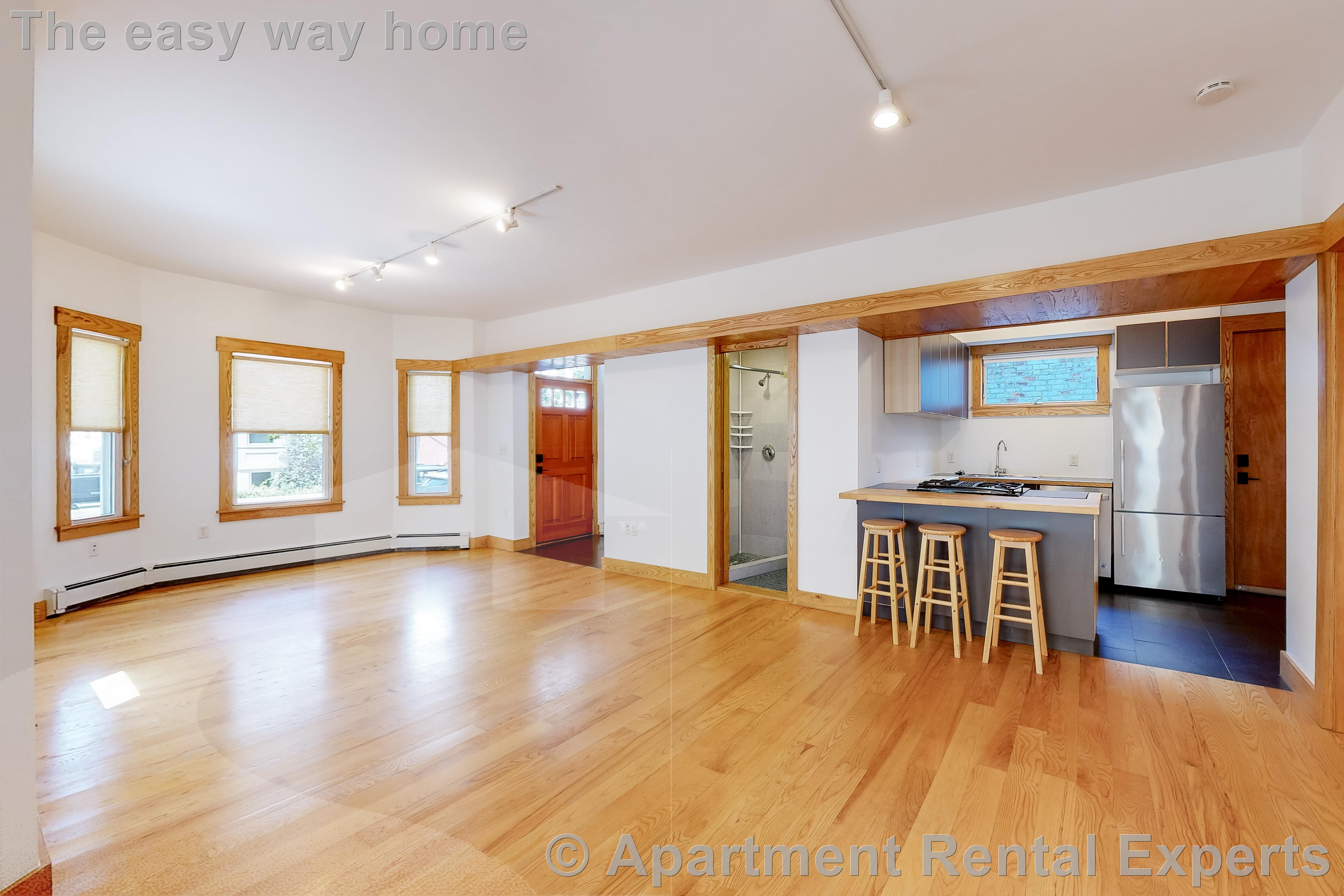 178 Columbia St, Central Square