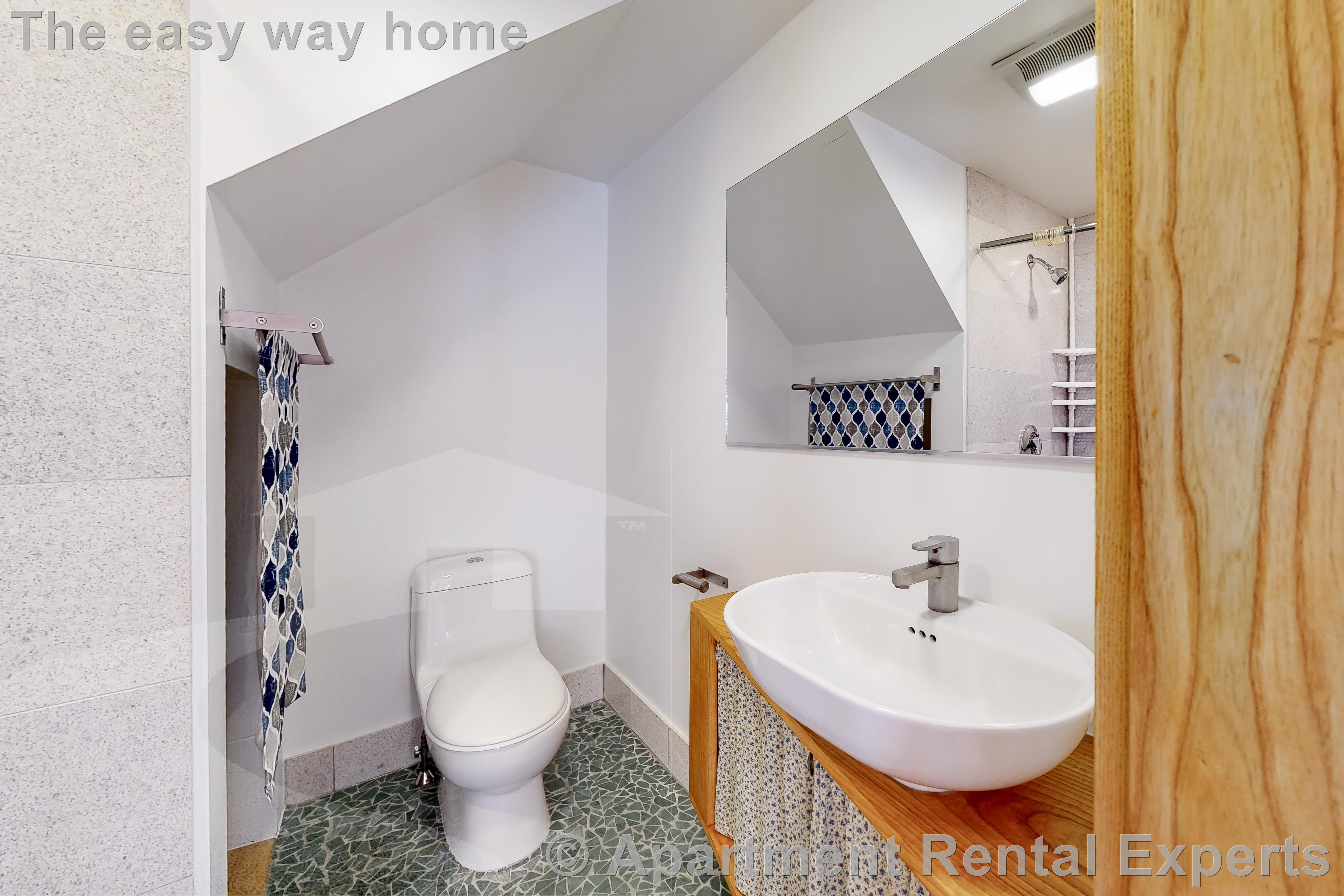 178 Columbia St, Central Square