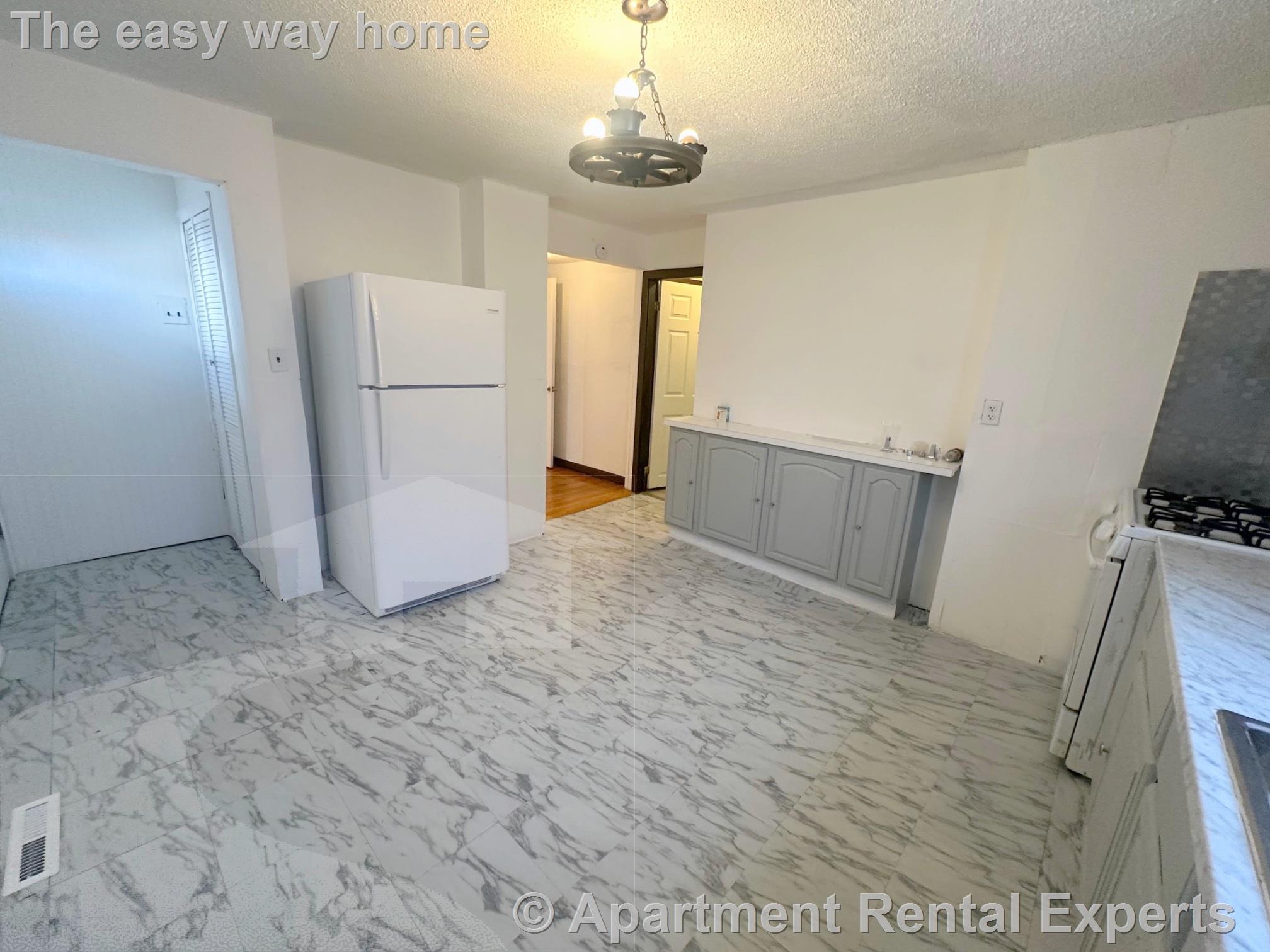 47 Harvard Ave, Tufts