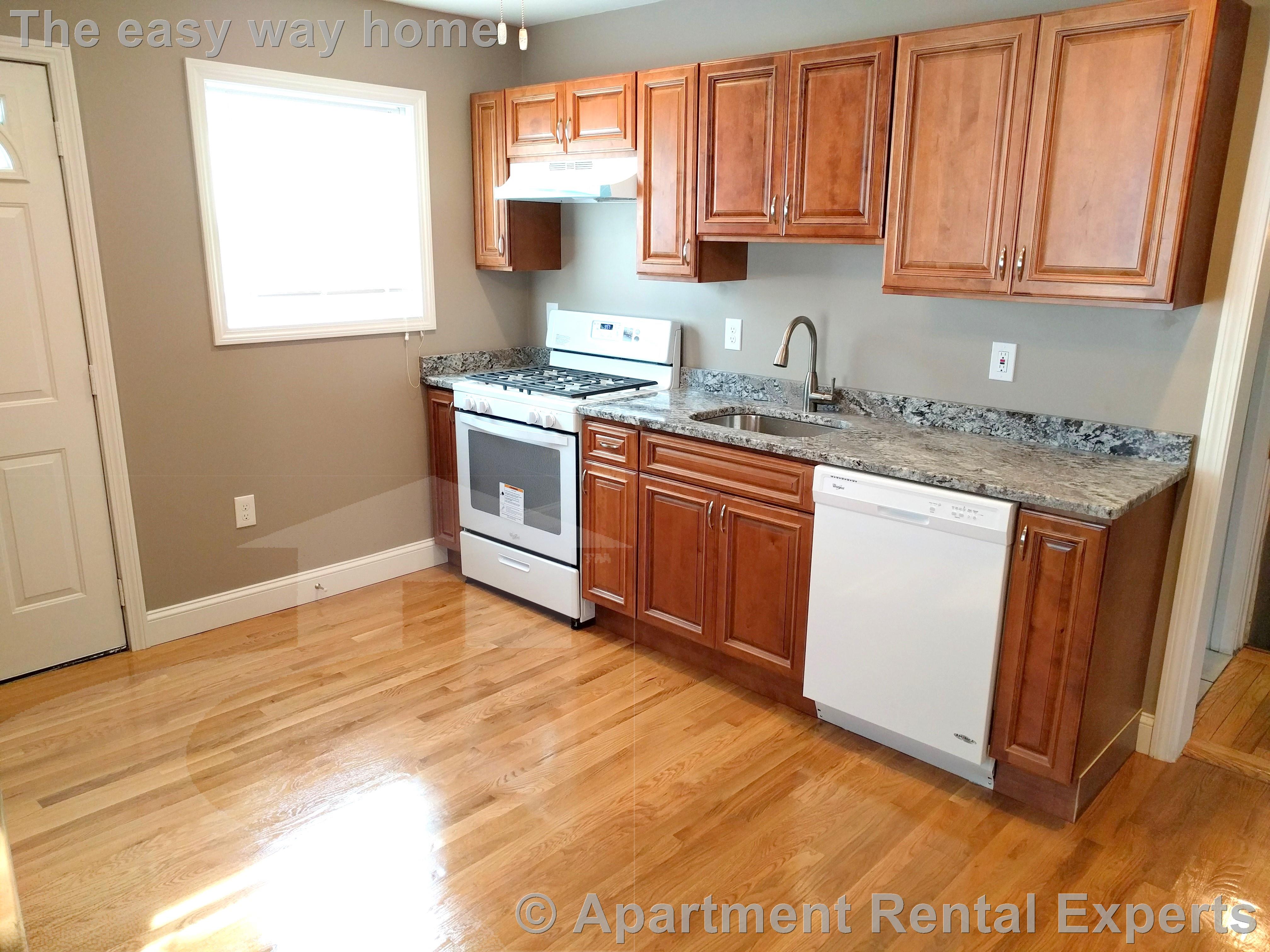84 Cross St, Sullivan Square