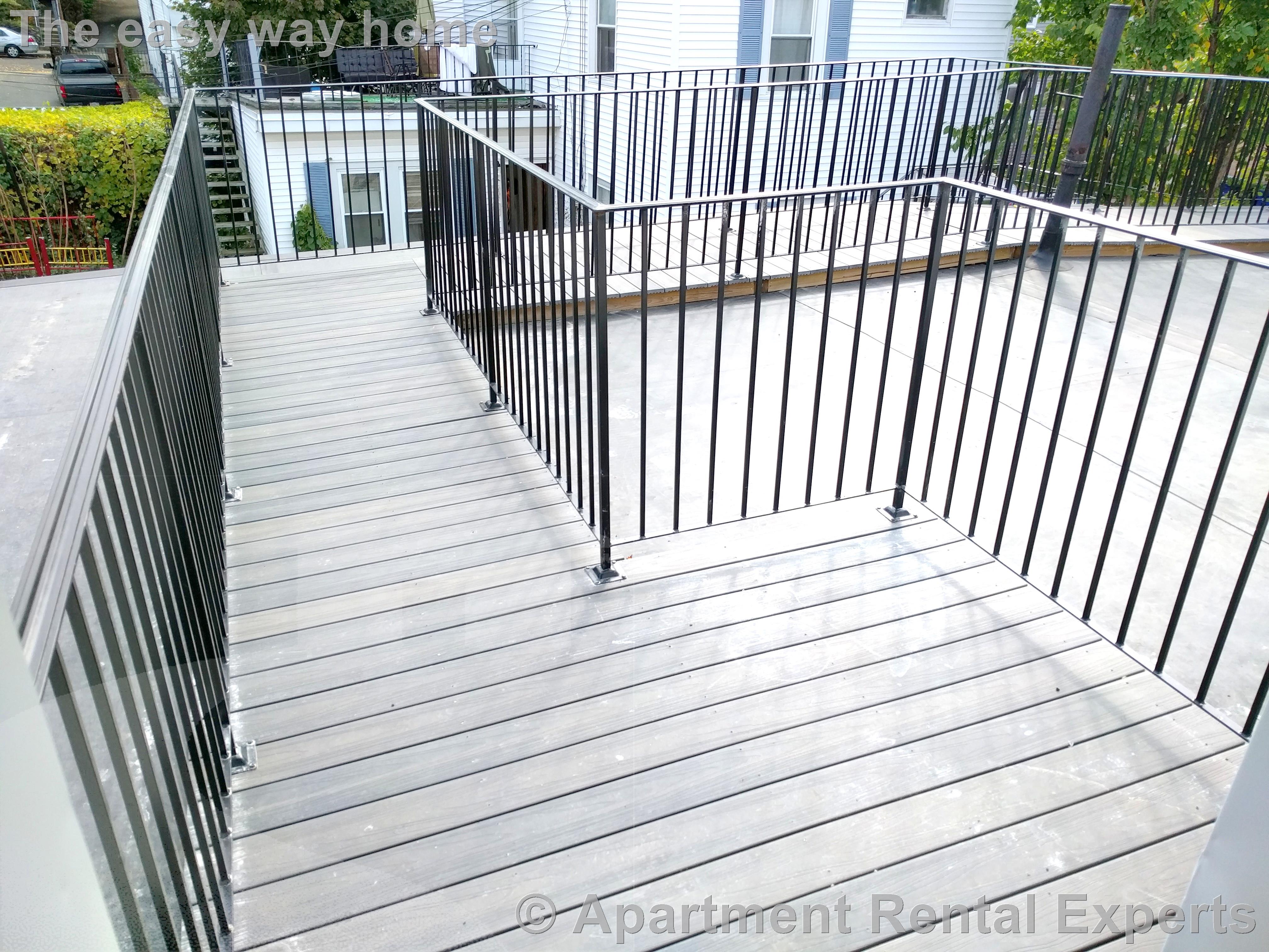 84 Cross St, Sullivan Square