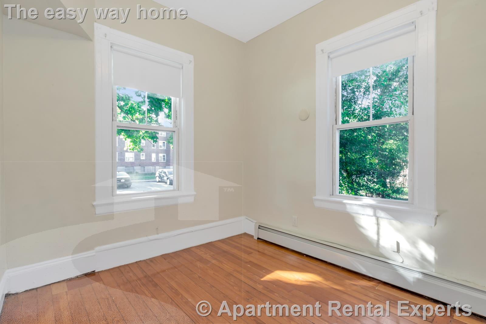 35 Faneuil St, Brighton