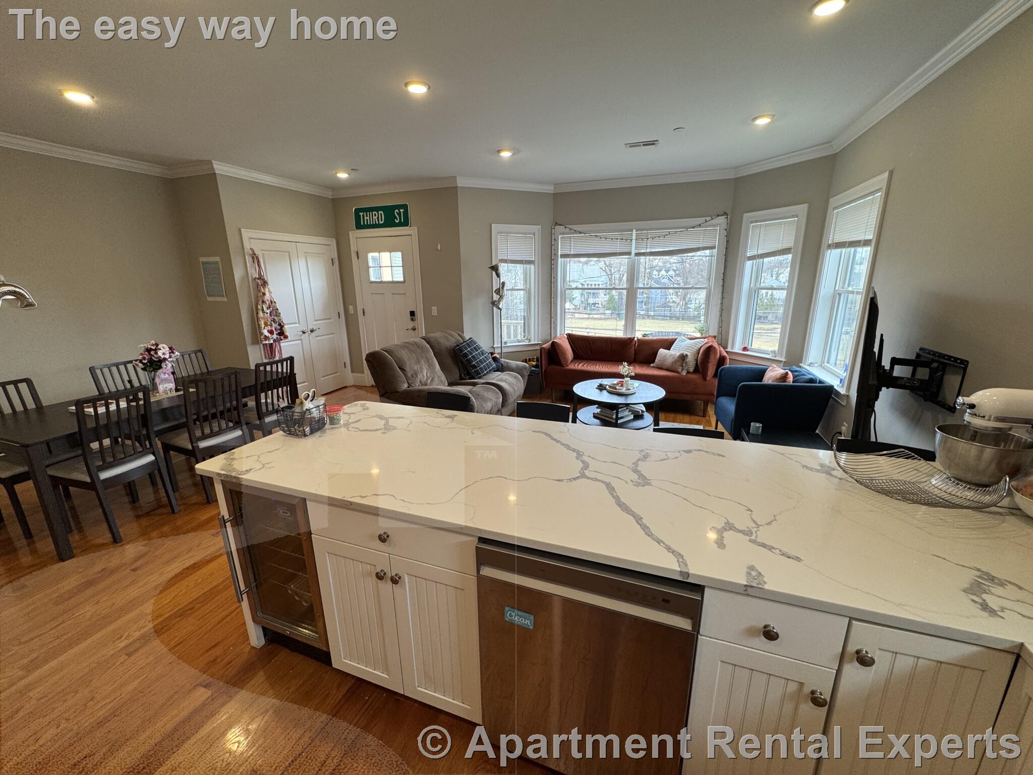 116-118 Holland St, Davis Square