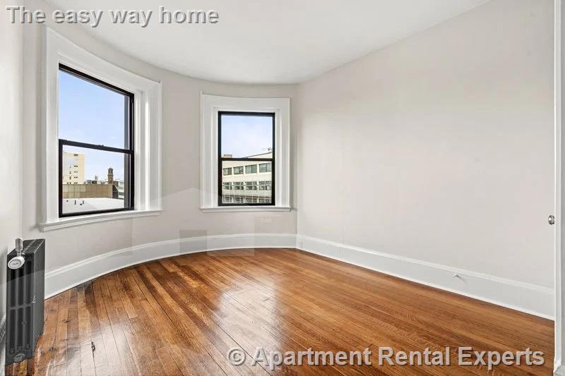 1010 Massachusetts Ave, Harvard Square