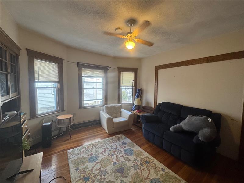 29 Frederick Ave, South Medford