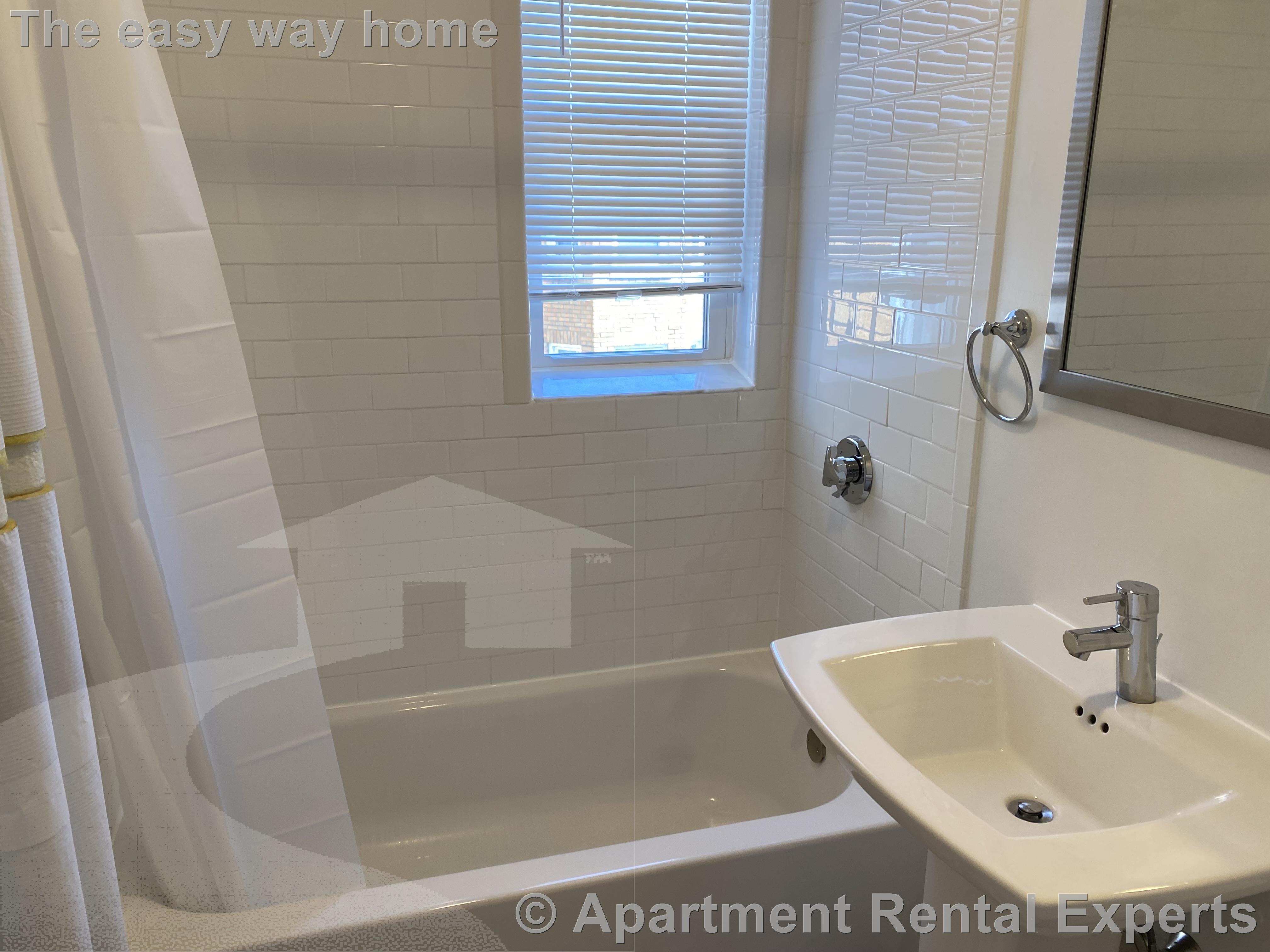 172 Maple St, Malden Center