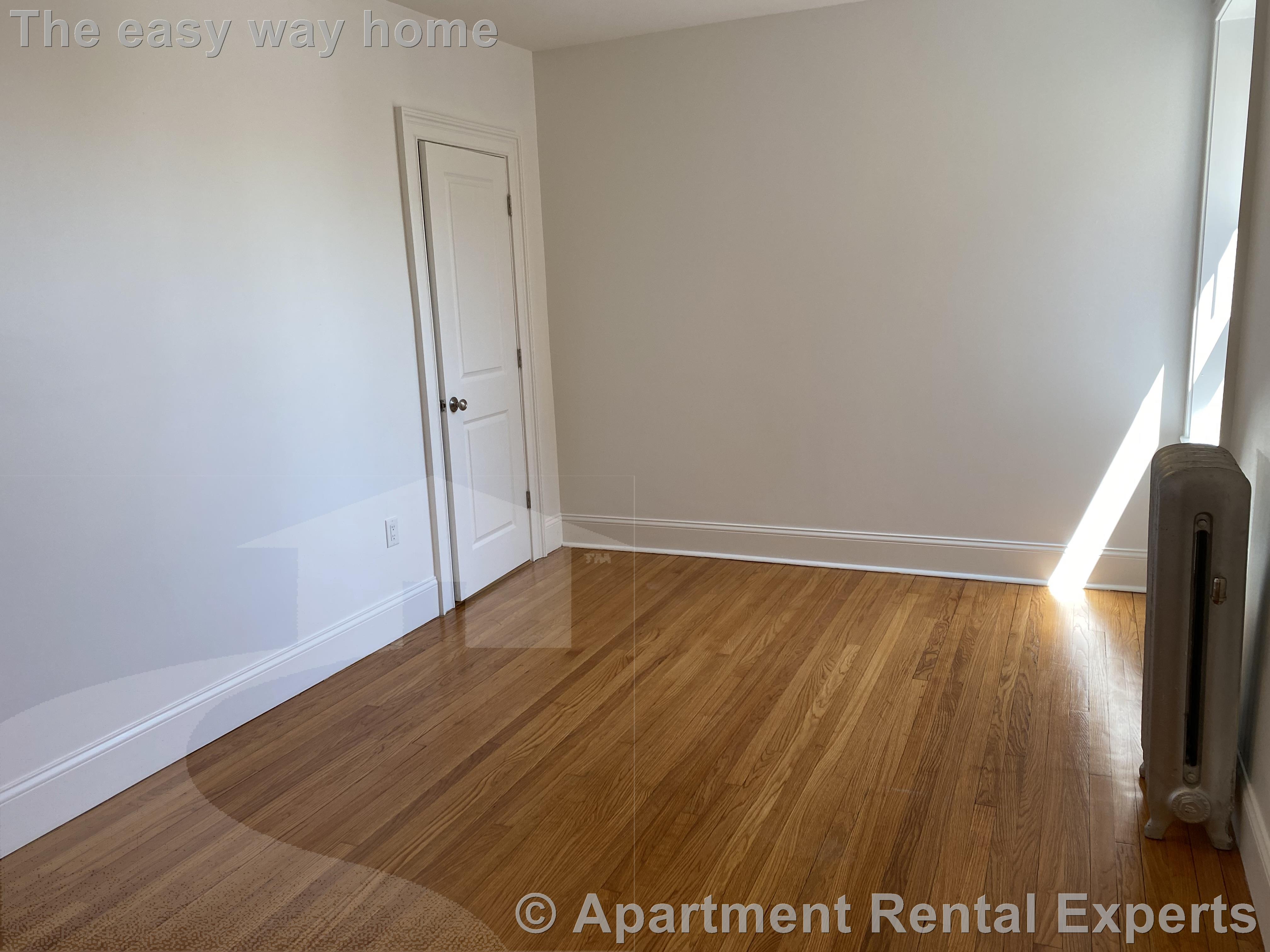 172 Maple St, Malden Center