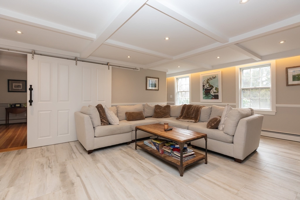 1142 Main St, Hingham