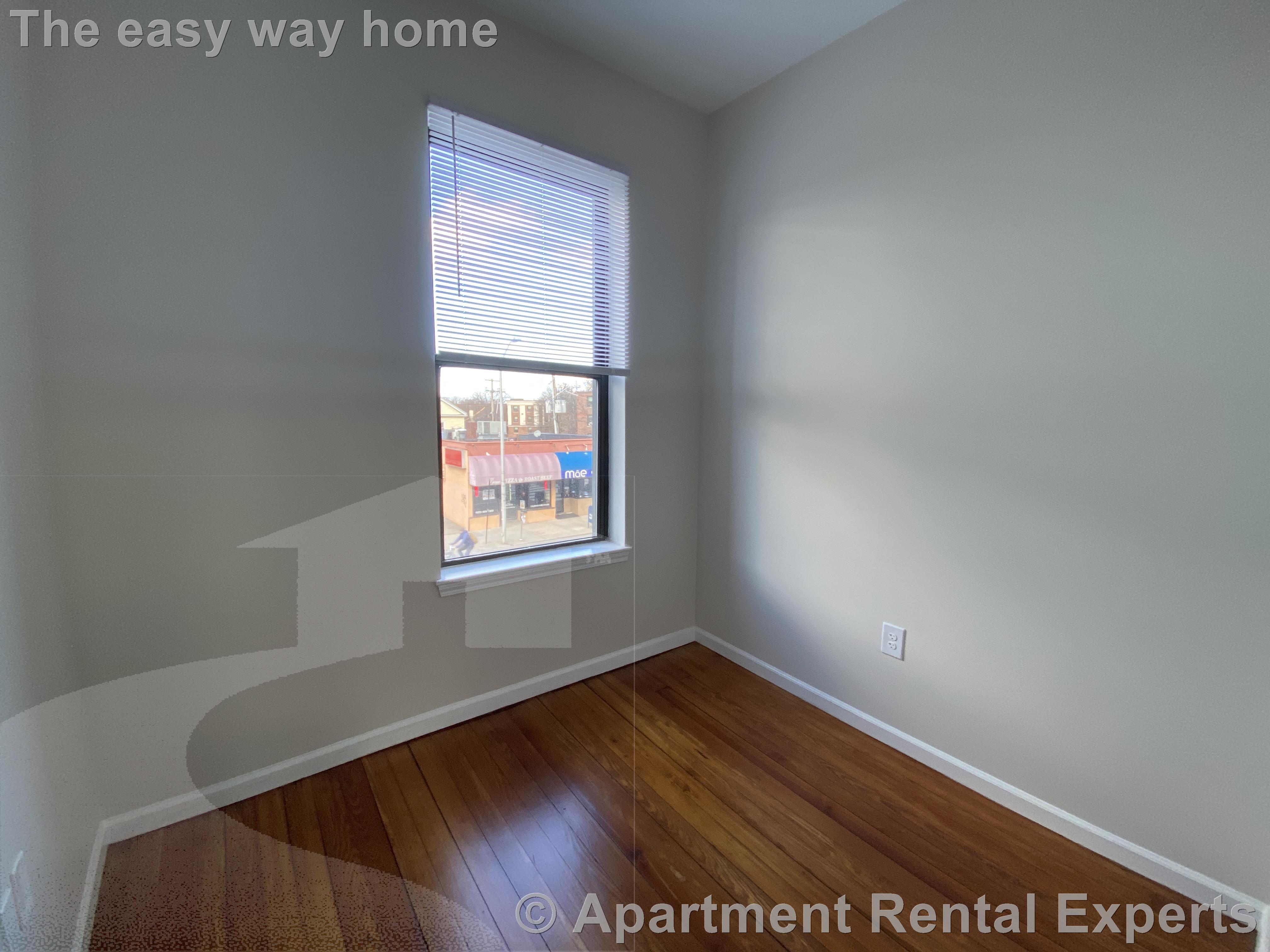 790 Main St, Central Square