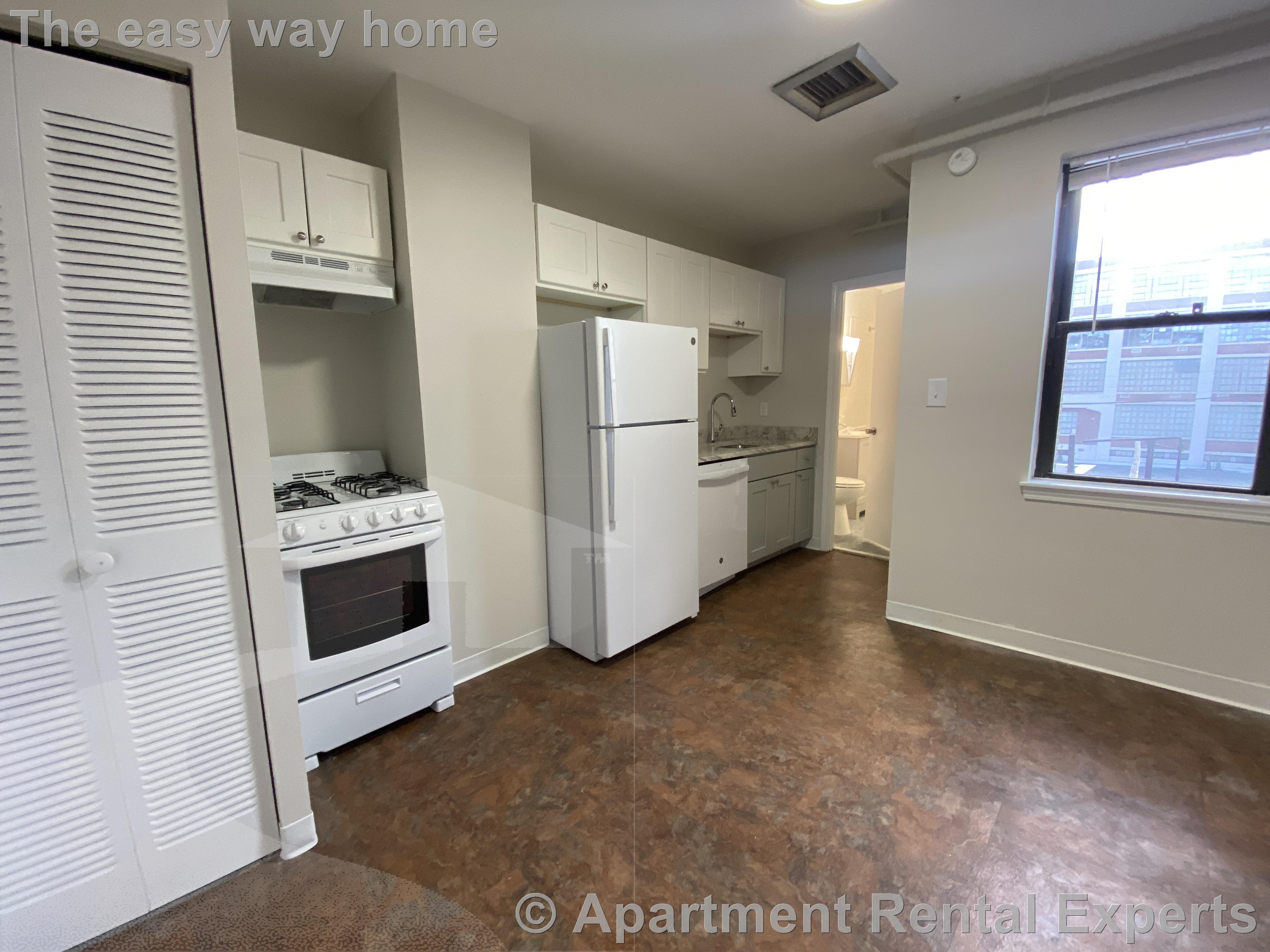 790 Main St, Central Square