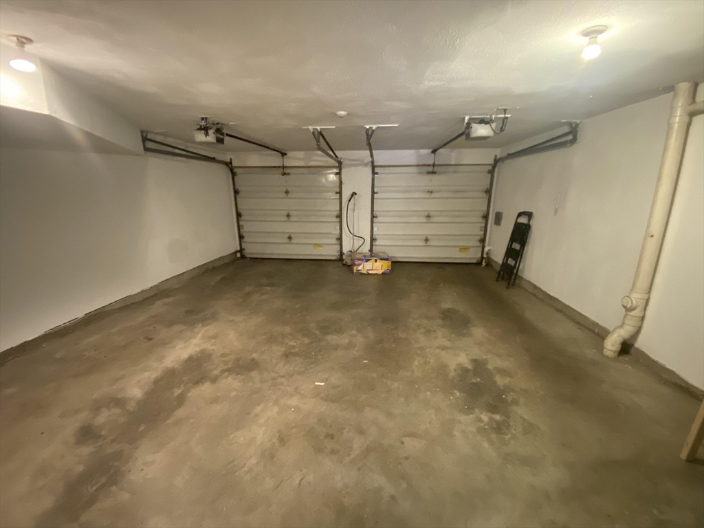 1047 Washington St, Newtonville