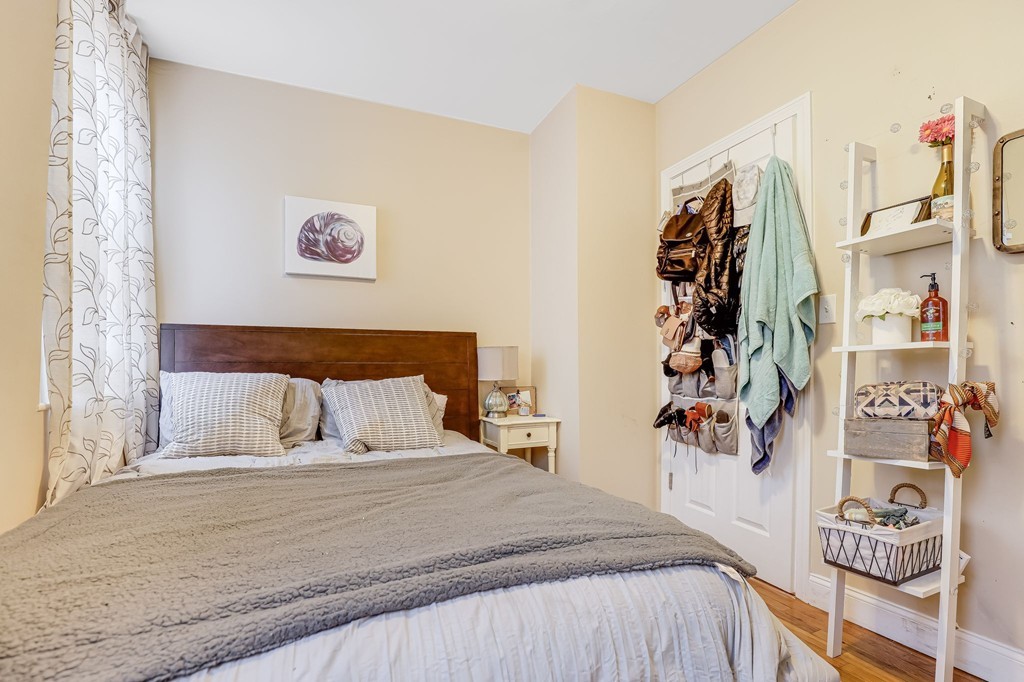 149 Endicott, North End