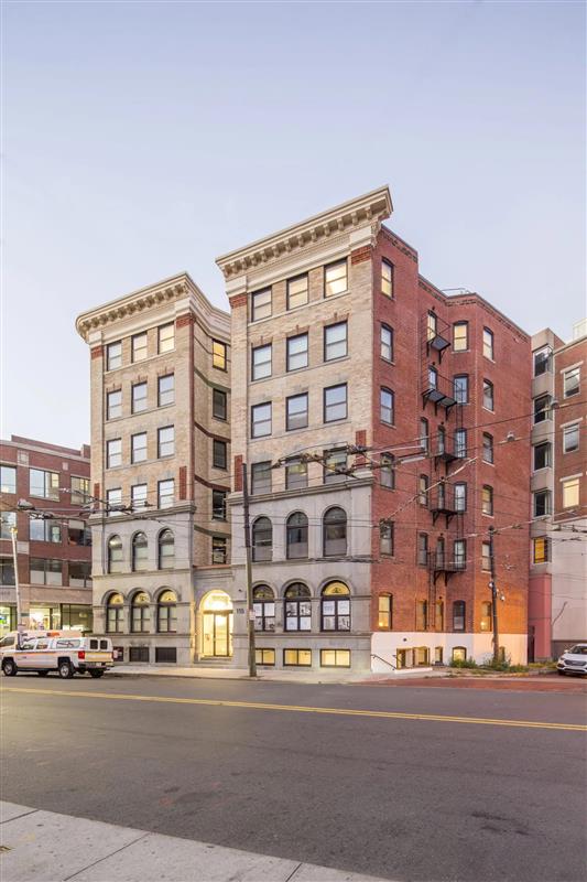 115 Mount Auburn St, Harvard Square