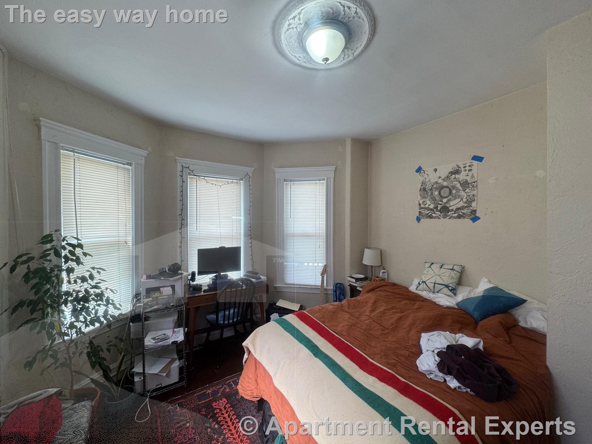 12 Charles E Ryan Rd, Magoun Square