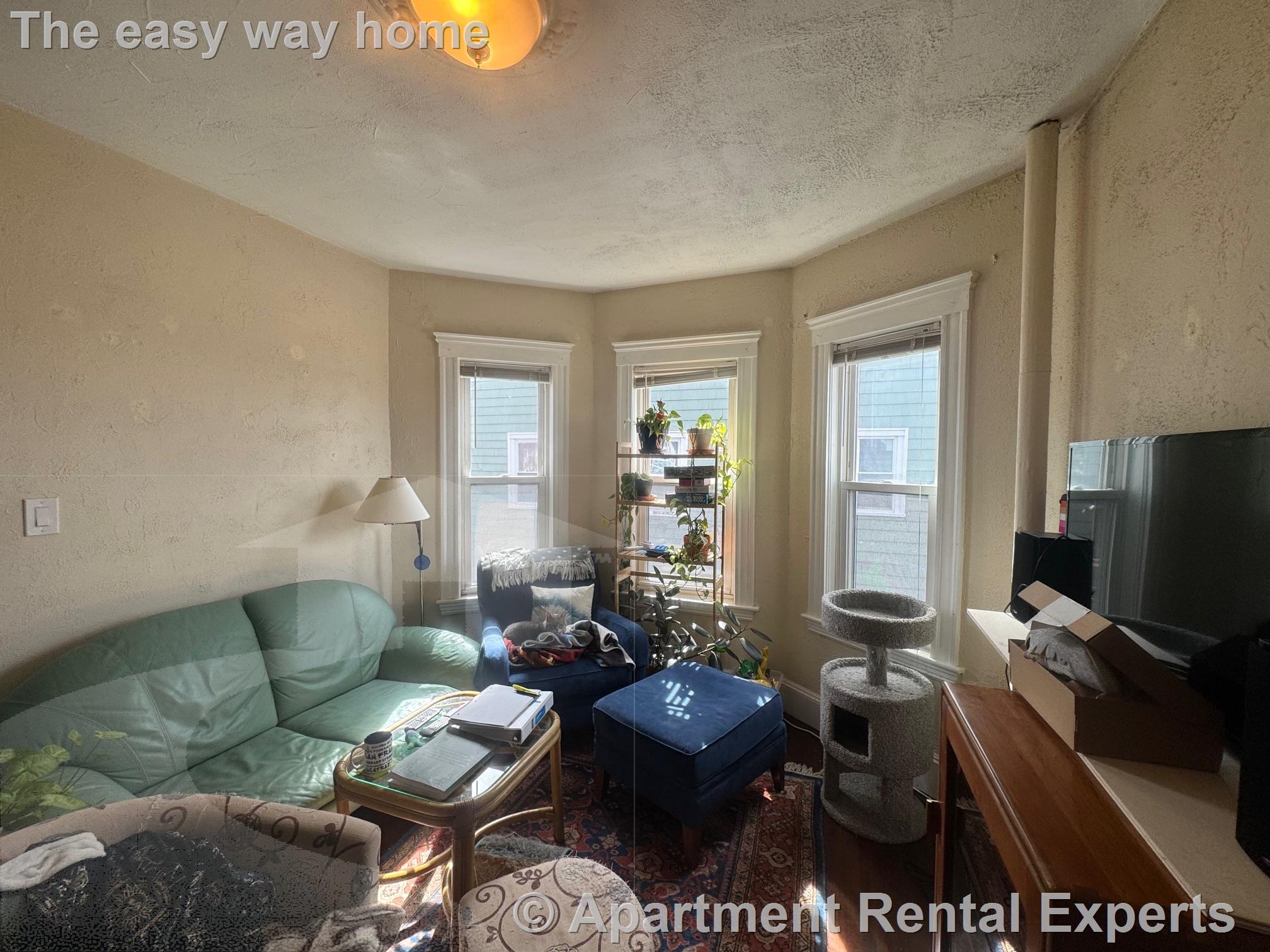 12 Charles E Ryan Rd, Magoun Square