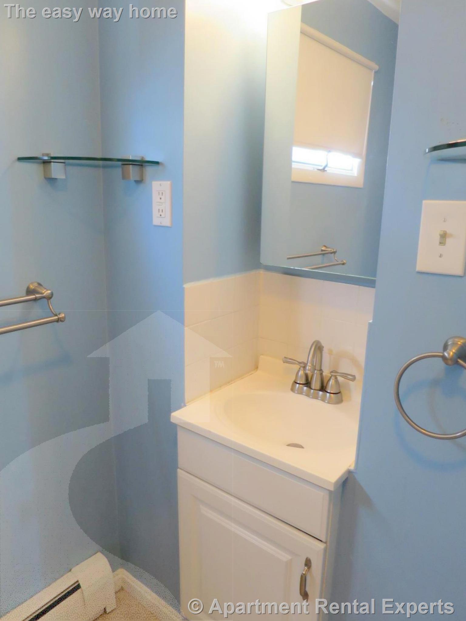 18 Meridian St, Malden Center