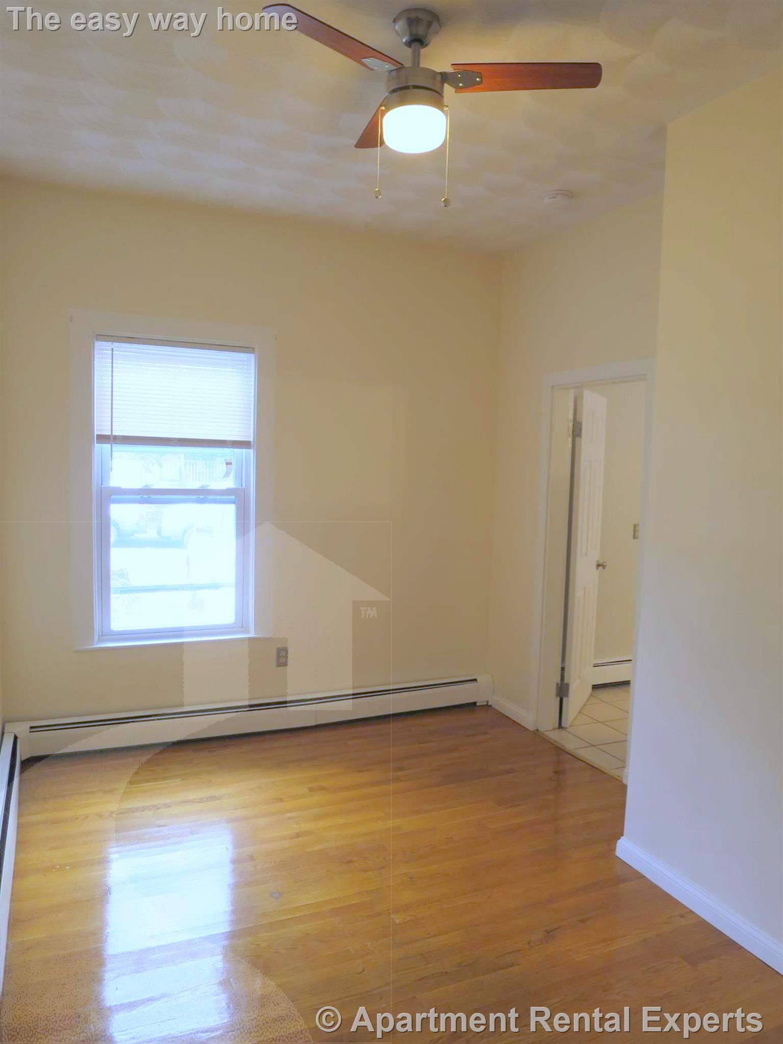 18 Meridian St, Malden Center