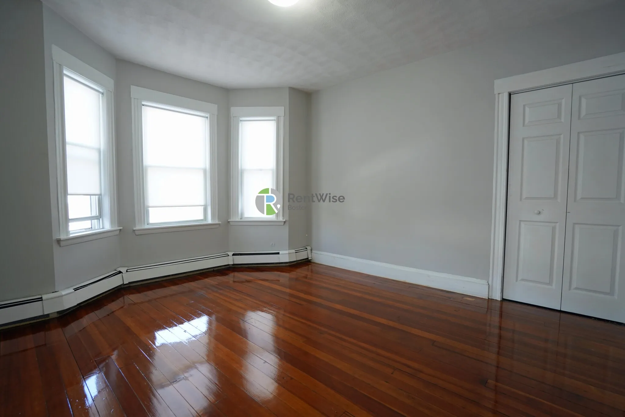 92 Nichols Ave, East Watertown