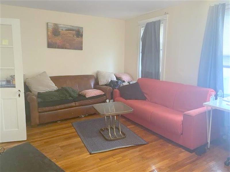 76 Hooker Ave, West Somerville