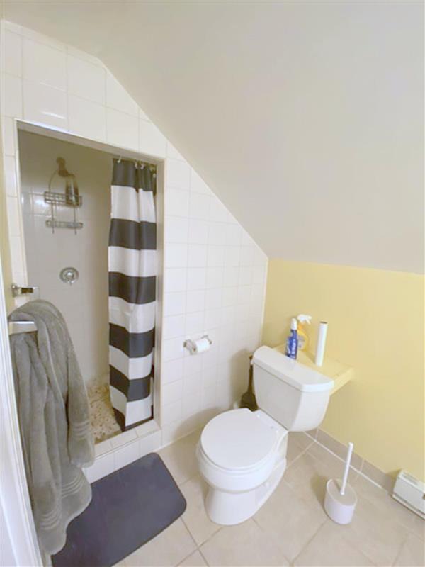 76 Hooker Ave, West Somerville